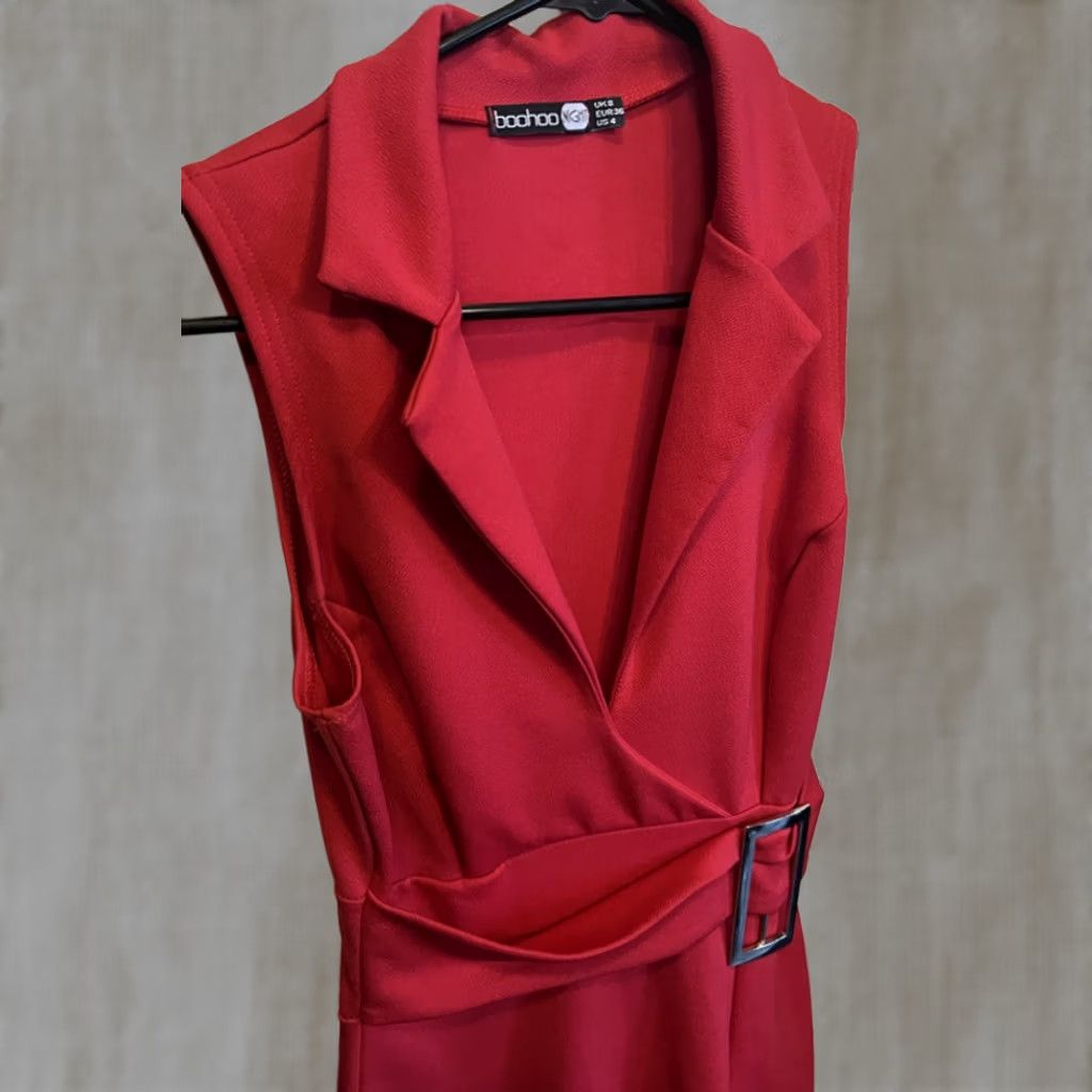 Boohoo BOOHOO BELTED RED MINI DRESS SZ 4 Size S / US 4 / IT 40 - 1 Thumbnail