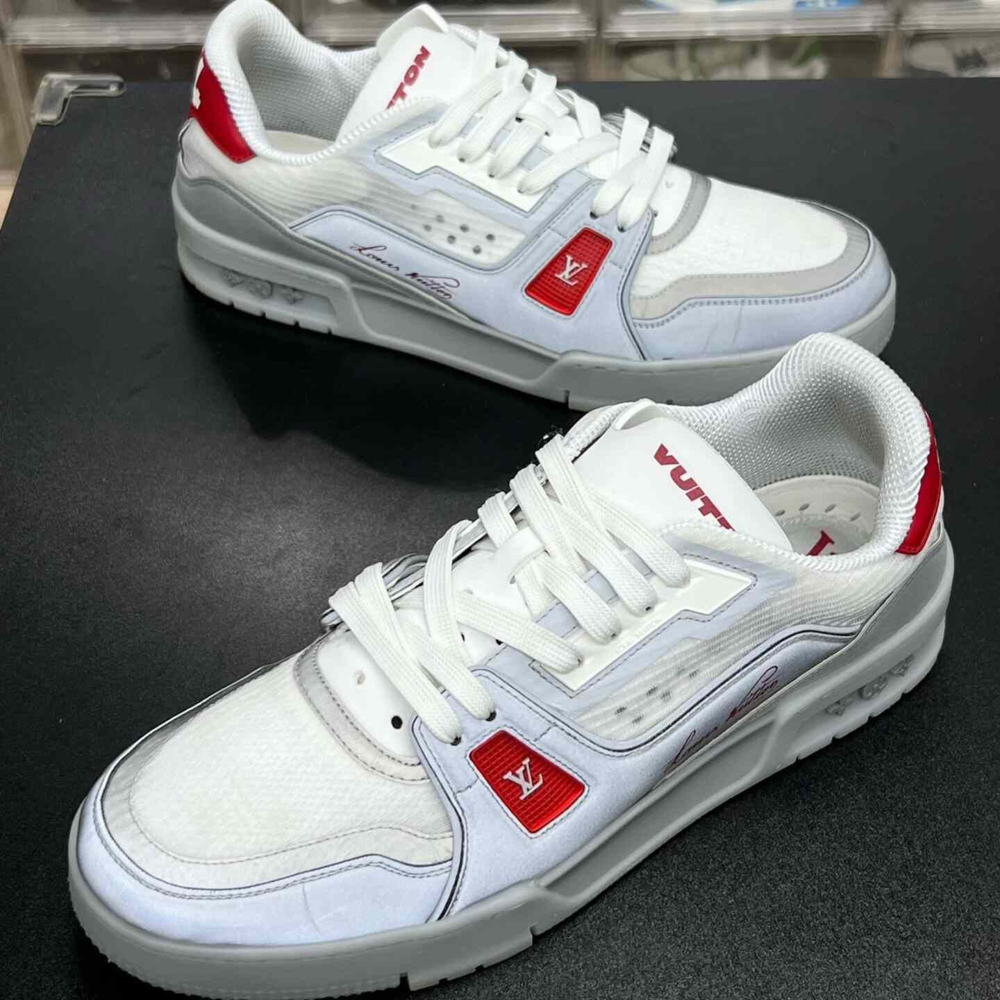 Louis Vuitton Louis Vuitton Gray Designer Casual Size US S / EU 44-46 / 1 - 1 Thumbnail
