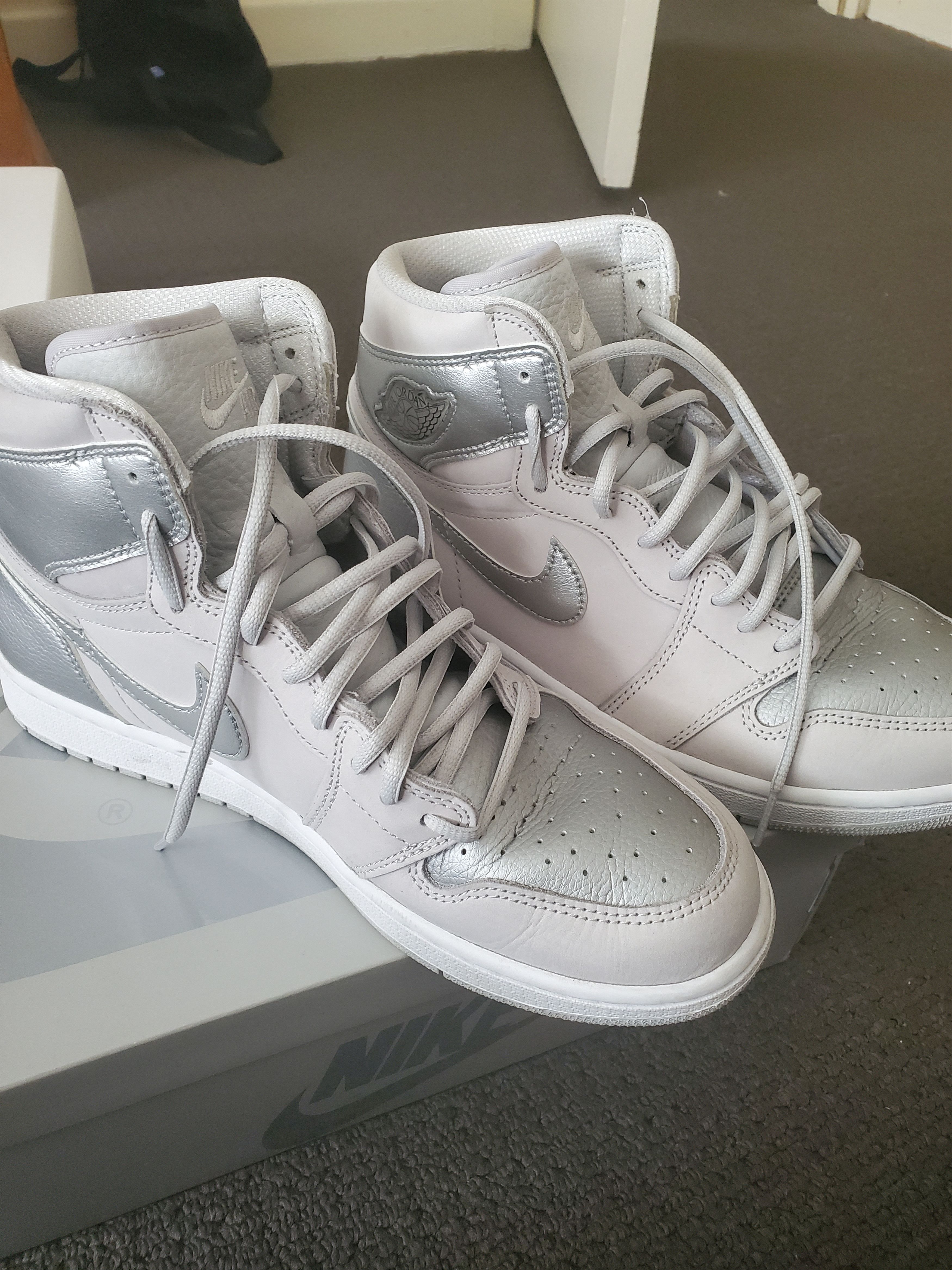 Jordan Brand × Nike Jordan 1 retro high og Japan Size US 11 / EU 44 - 3 Thumbnail