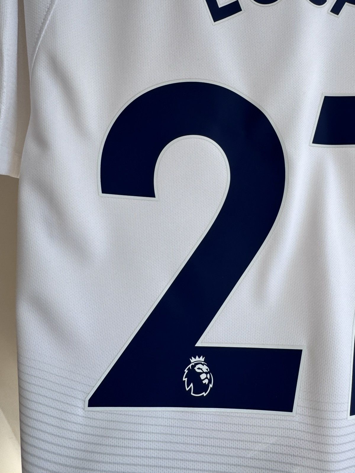 Nike TOTTENHAM 2018 2019 LUCAS #27 SOCCER JERSEY FOOTBALL SHIRT Size US L / EU 52-54 / 3 - 17 Thumbnail