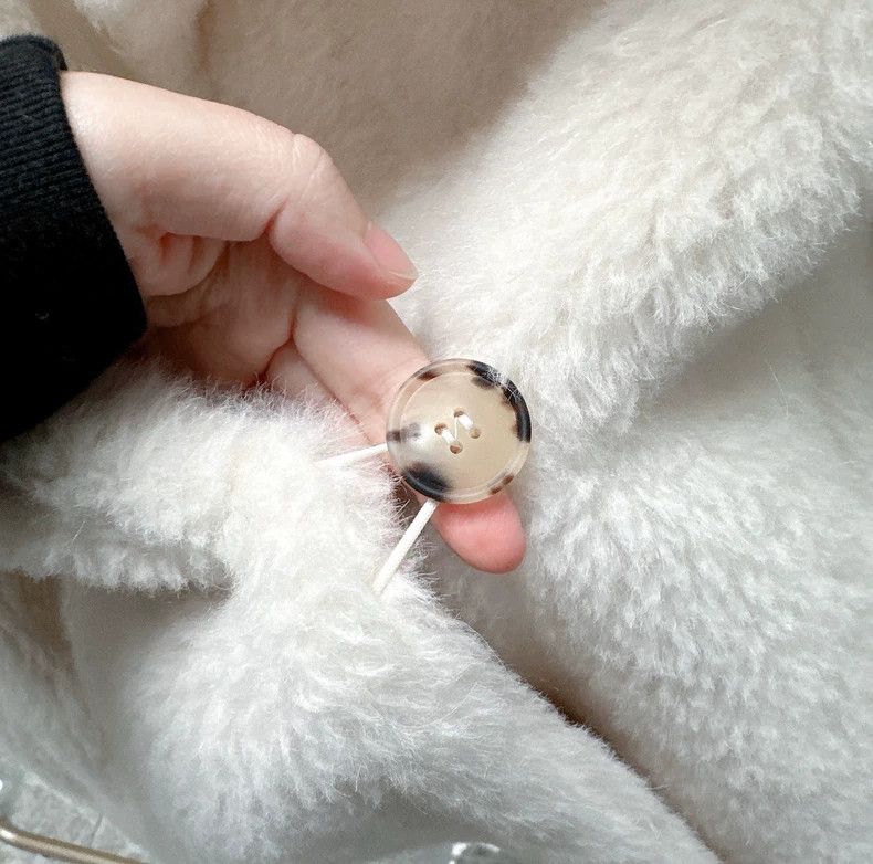Max Mara Max Mara Teddy coat Size M / US 6-8 / IT 42-44 - 2 Thumbnail