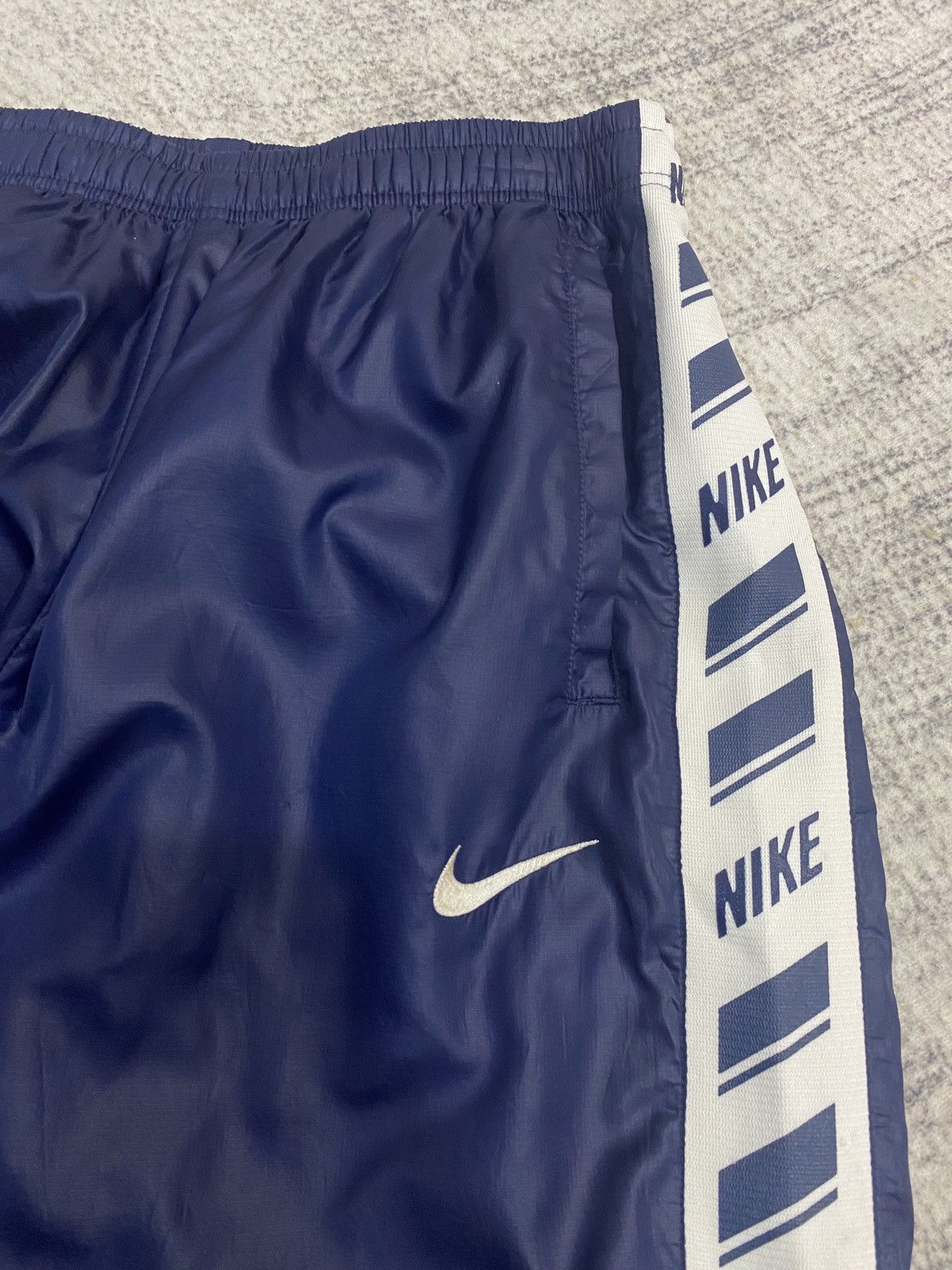 Nike Vintage Nike Logo Tape Track Pants Navy Size US 32 / EU 48 - 2 Thumbnail