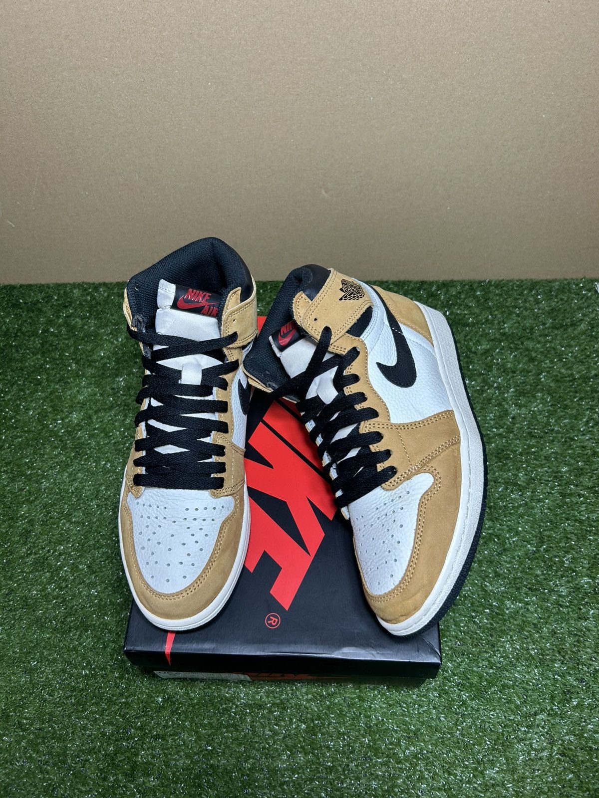 Jordan 1 ROTY high Hi Top Sneakers