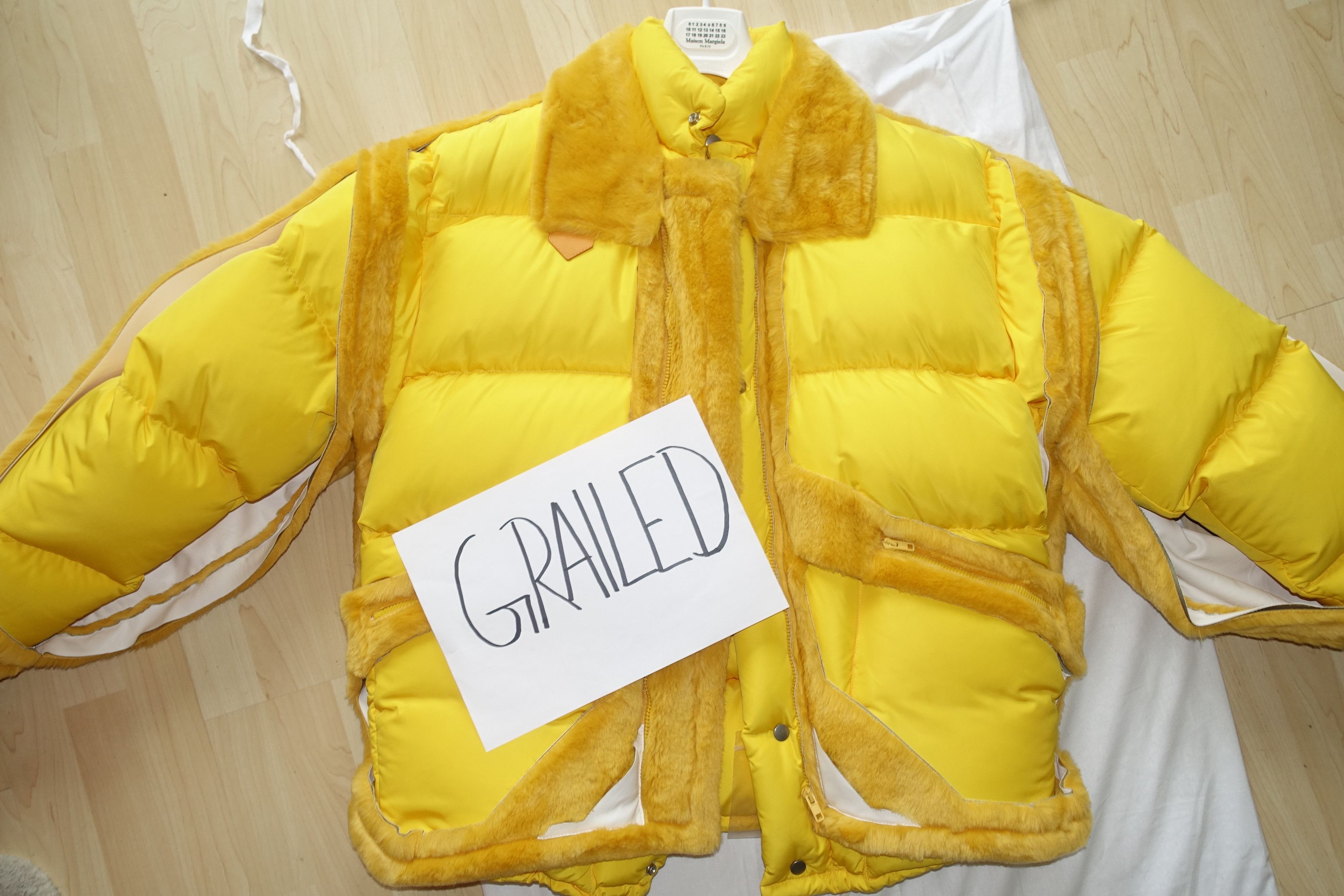 Maison Margiela down puffer jacket with fake fur trimming Size US M / EU 48-50 / 2 - 10 Thumbnail