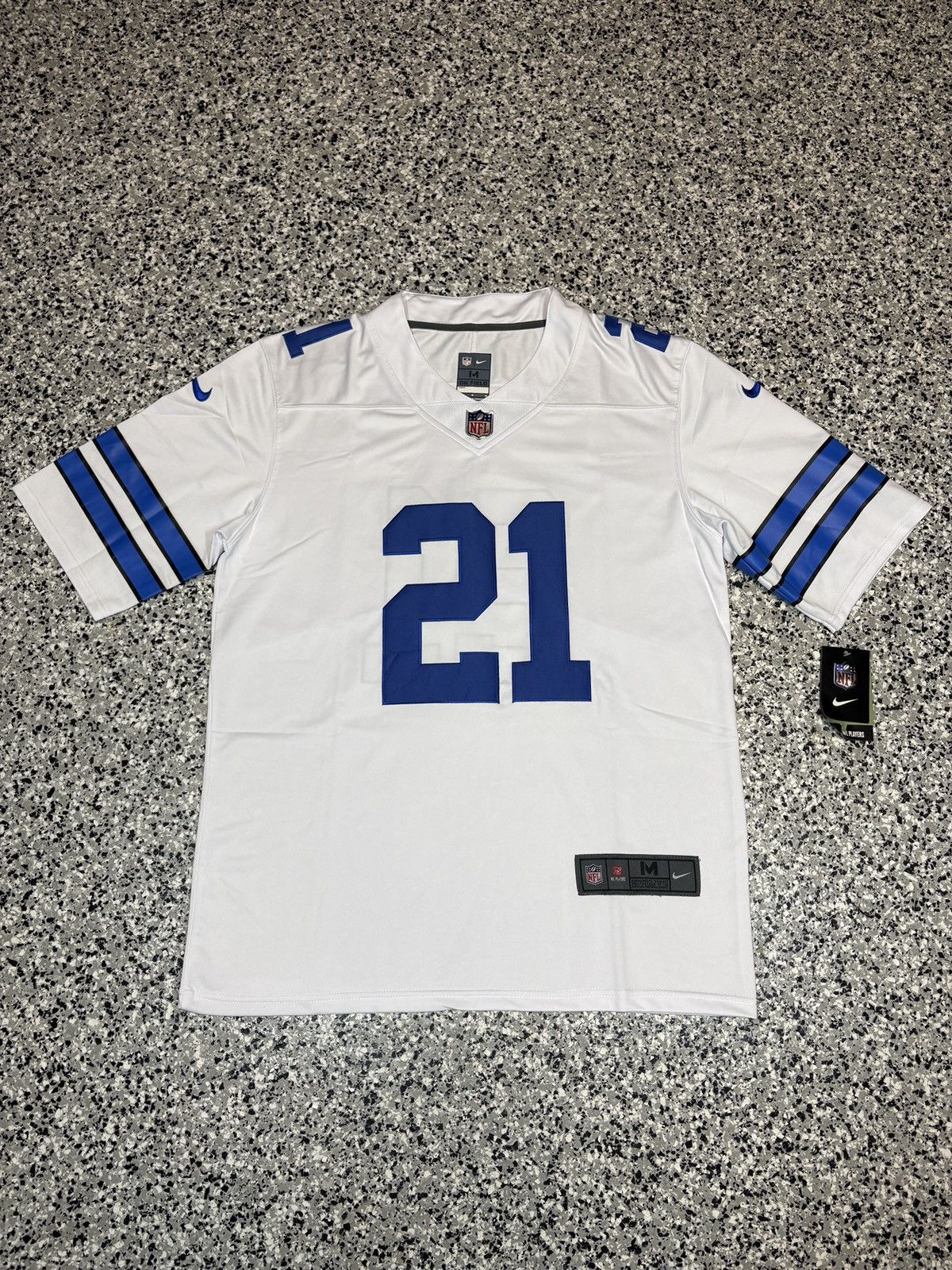 NFL Brand New Nike Dallas Cowboys “ELLIOTT #21” Jersey Size M Size US M / EU 48-50 / 2 - 1 Thumbnail
