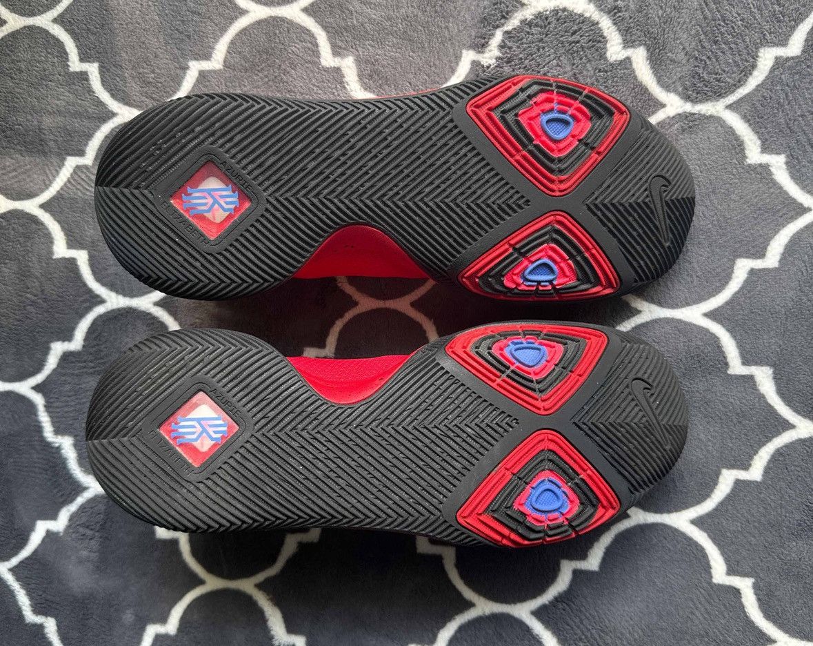 Nike Nike Kyrie 3 “candy apple” Size US 12 / EU 45 - 5 Thumbnail