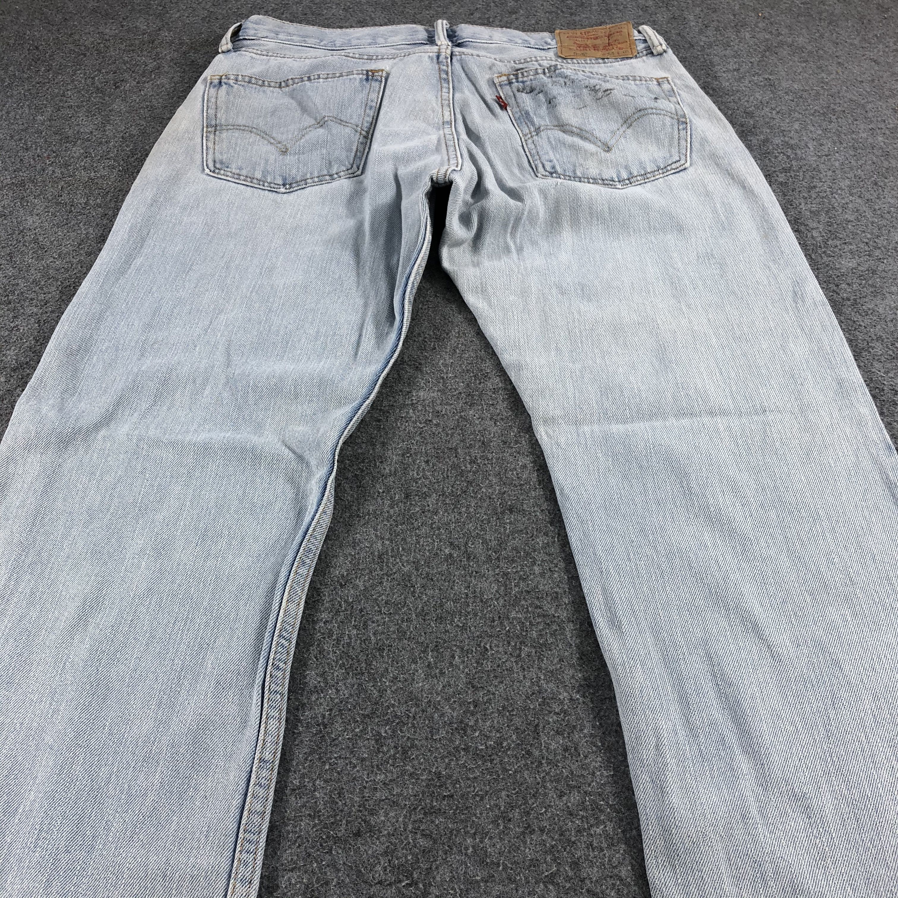 Levi's Vintage Light Wash Levis 505 Jeans- J1305 Size US 34 / EU 50 - 4 Thumbnail