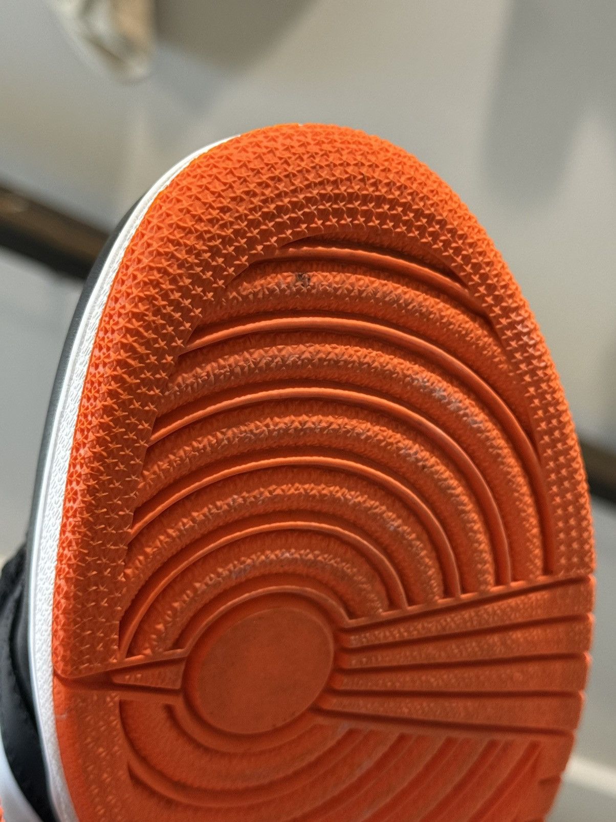 Jordan Brand Nike Air Jordan 1 Electro Orange Size 10 Size US 10 / EU 43 - 6 Thumbnail