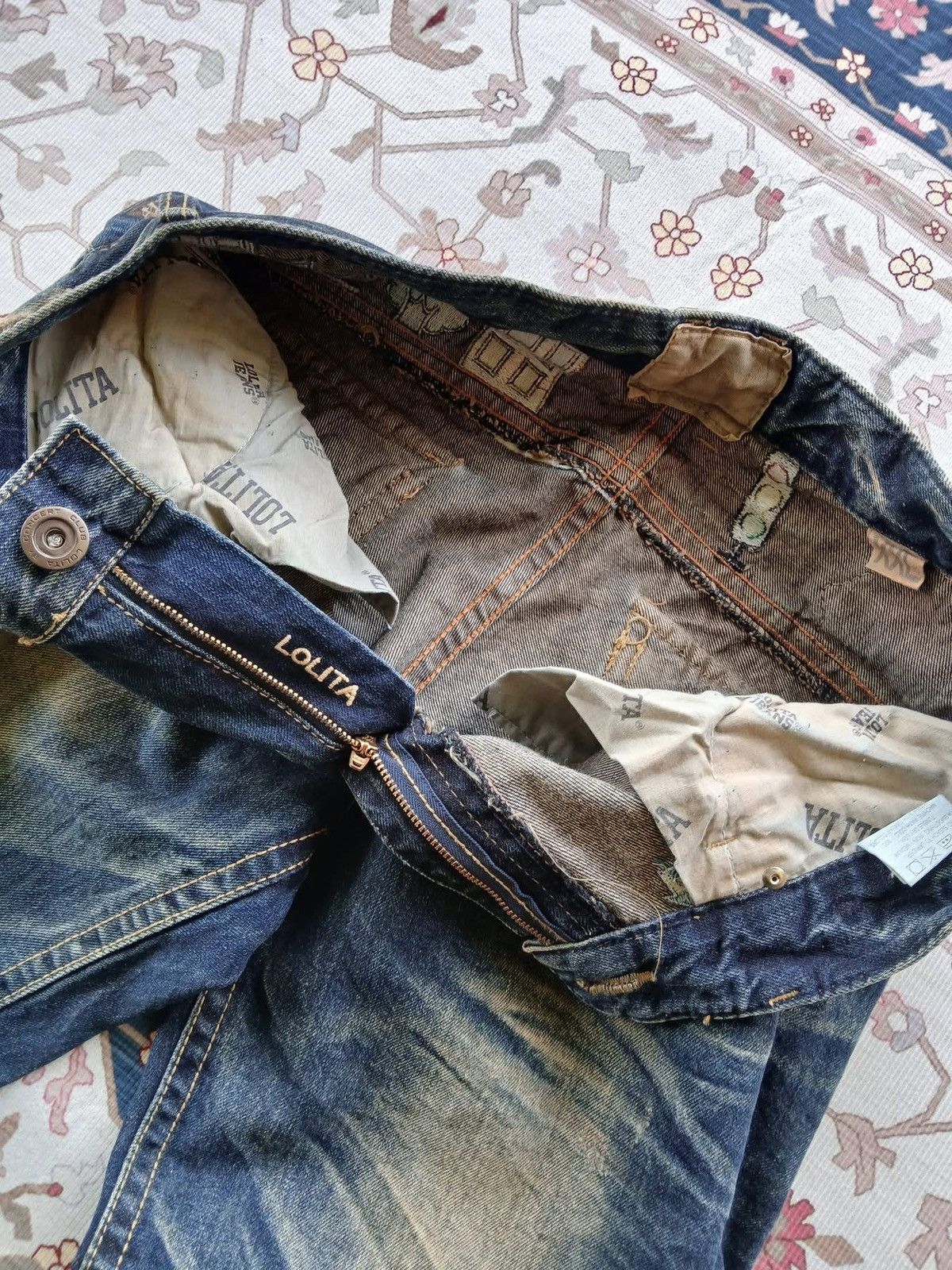 If Six Was Nine YOSHITOMO NARA LOLITA DENIM JEANS Size US 36 / EU 52 - 4 Thumbnail