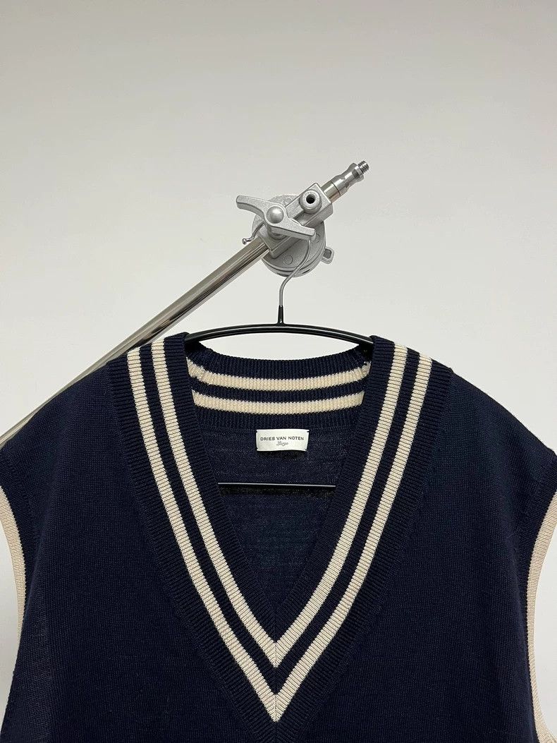 dries van noten Quiet luxury wool knitted waistcoat vest 25