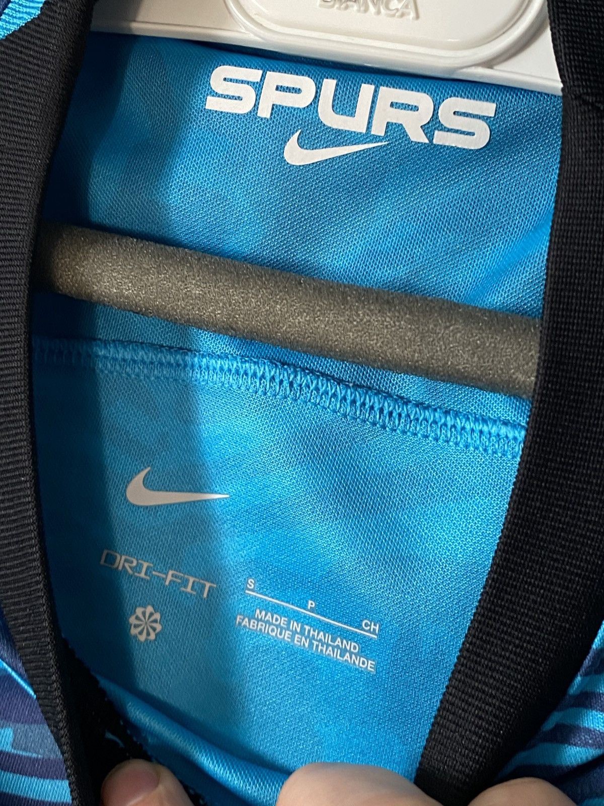 Nike × Vintage 2022-23 Tottenham Hotspur Third Nike Soccer Jersey AIA Size US S / EU 44-46 / 1 - 3 Thumbnail