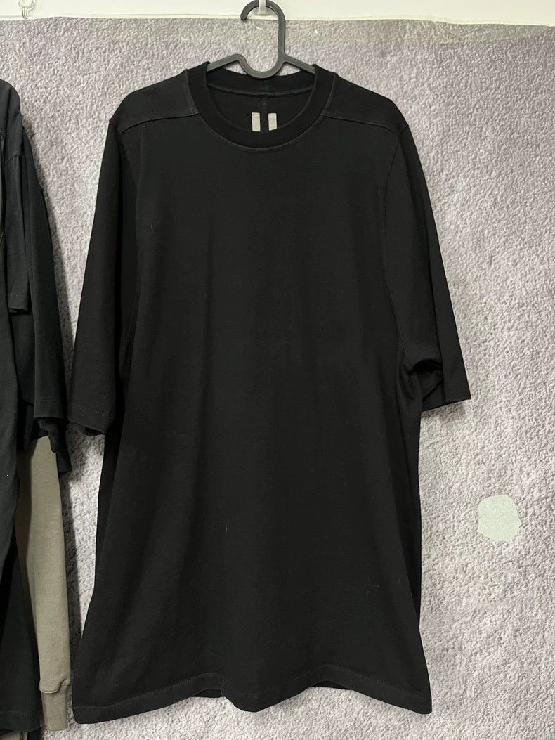 Rick Owens Rick Owens Black short-sleeved T-shirt 2504-Nextarrow Size US XS / EU 42 / 0 - 2 Thumbnail