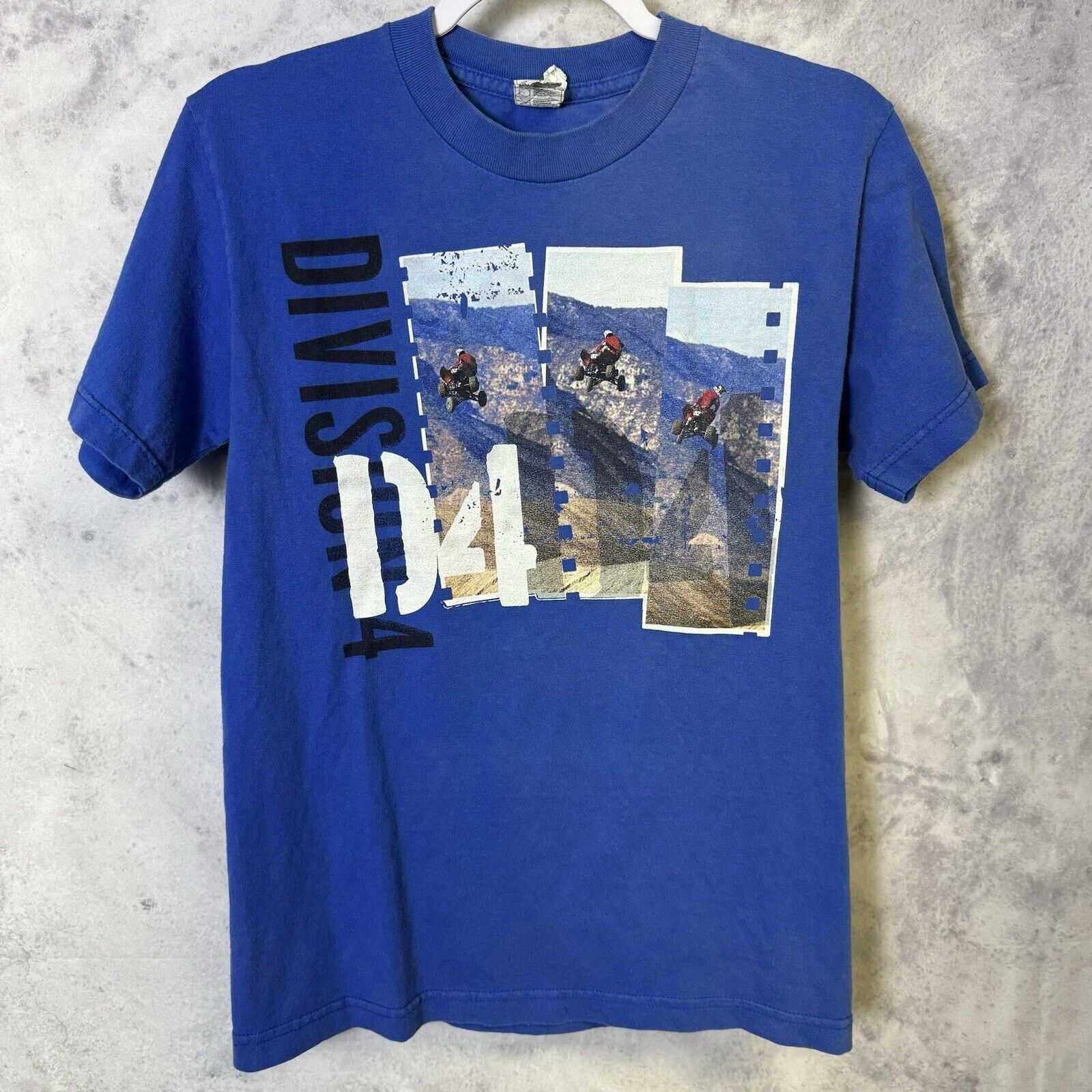 Vintage Vintage Division 4 Quad Racing T Shirt Mens Small Blue Outdo Size US S / EU 44-46 / 1 - 2 Thumbnail