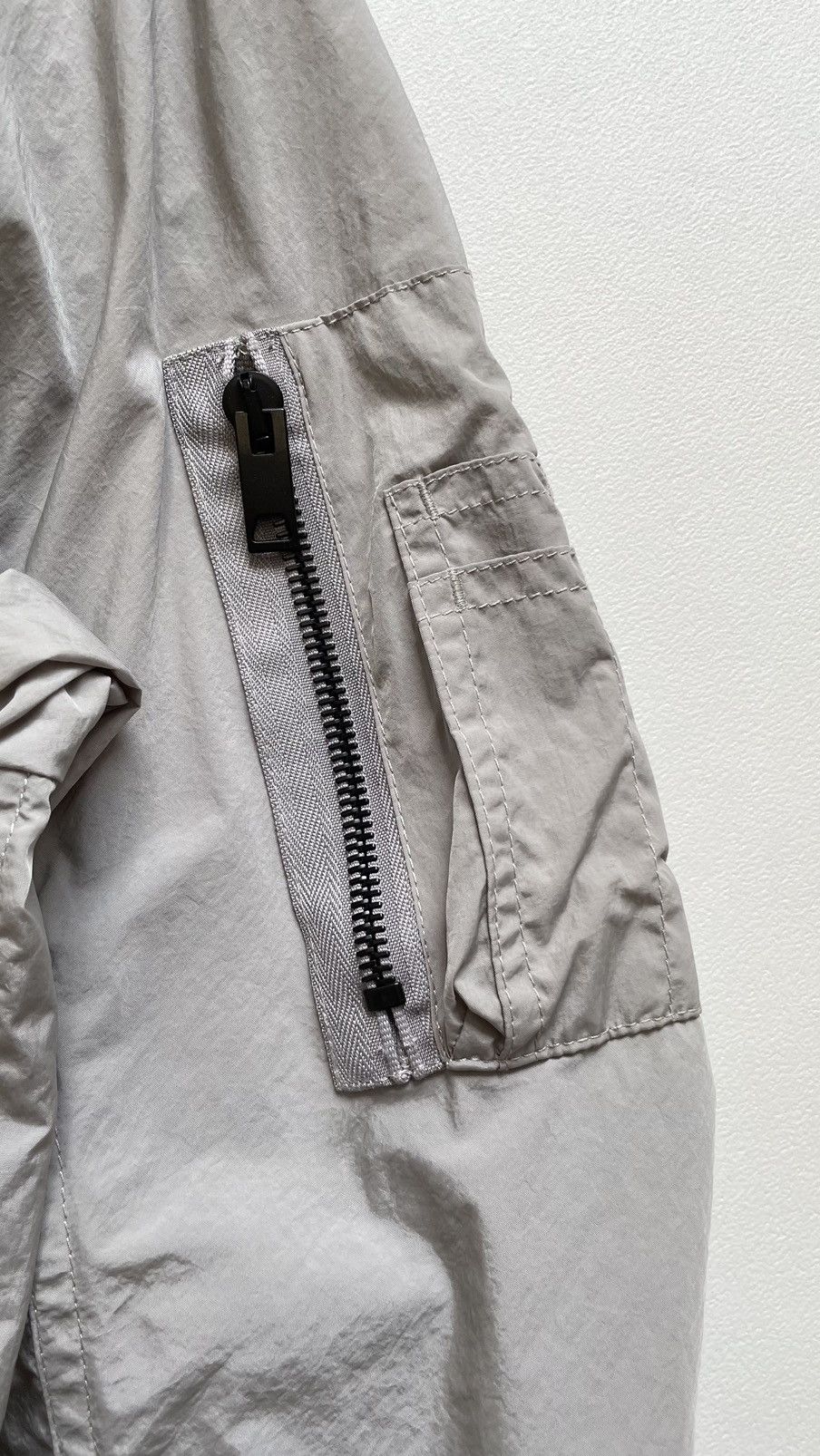 Haider Ackermann Grey Nylon Cropped Bomber Jacket Size US S / EU 44-46 / 1 - 9 Thumbnail