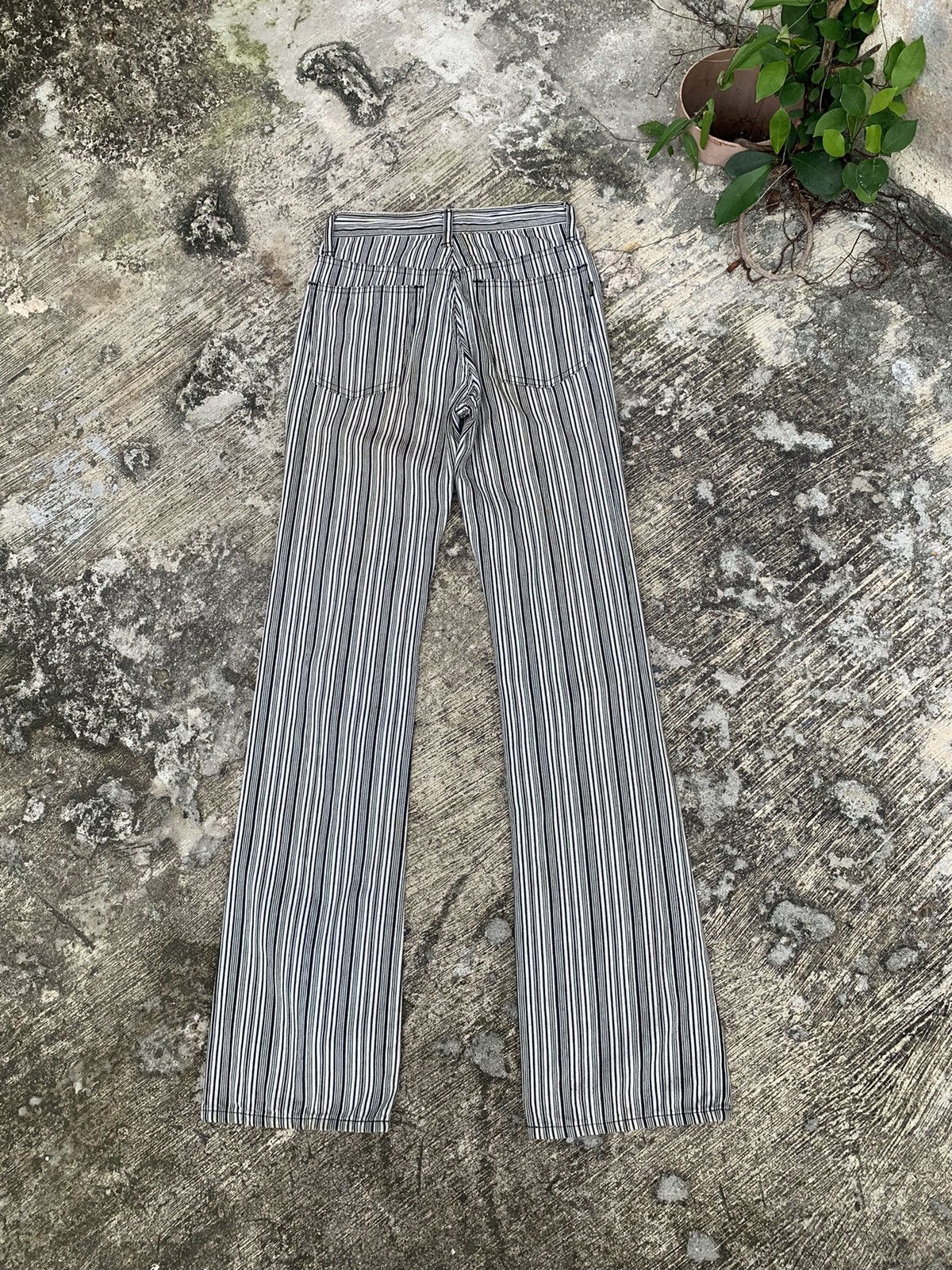 Edwin × Le Grande Bleu (L.G.B.) × Vintage Rare 🔥 Vintage 90s classic look edwin hickory flare jeans Size 27" / US 4 / IT 40 - 12 Thumbnail