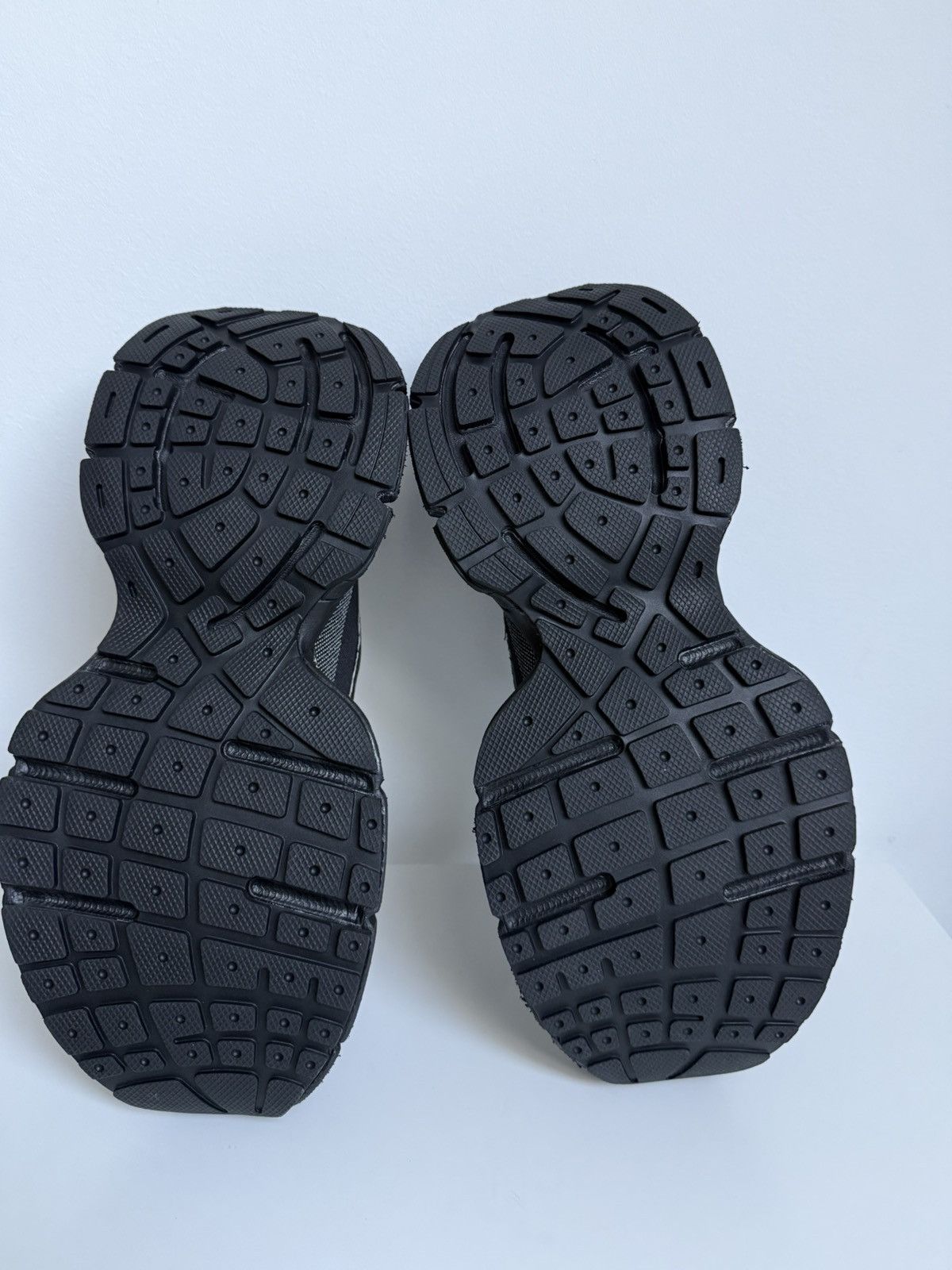 Balenciaga × Under Armour Balenciaga x Under Armour 3XL Sneaker (size 44EU) Size US 11 / EU 44 - 5 Thumbnail