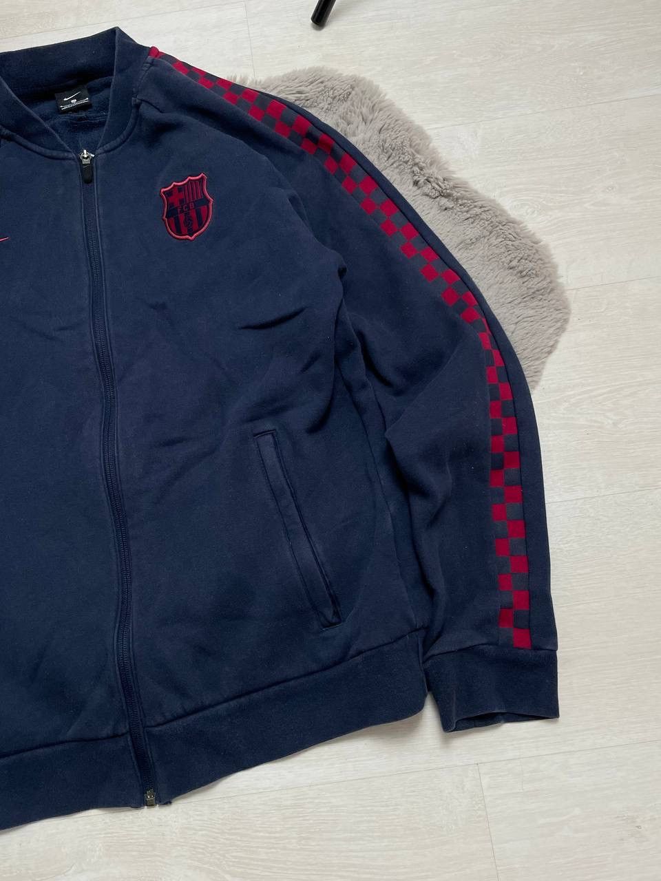 Nike × Vintage Nike Barcelona Hooded CENTER Swoosh Oversized Y2k Size US M / EU 48-50 / 2 - 4 Thumbnail
