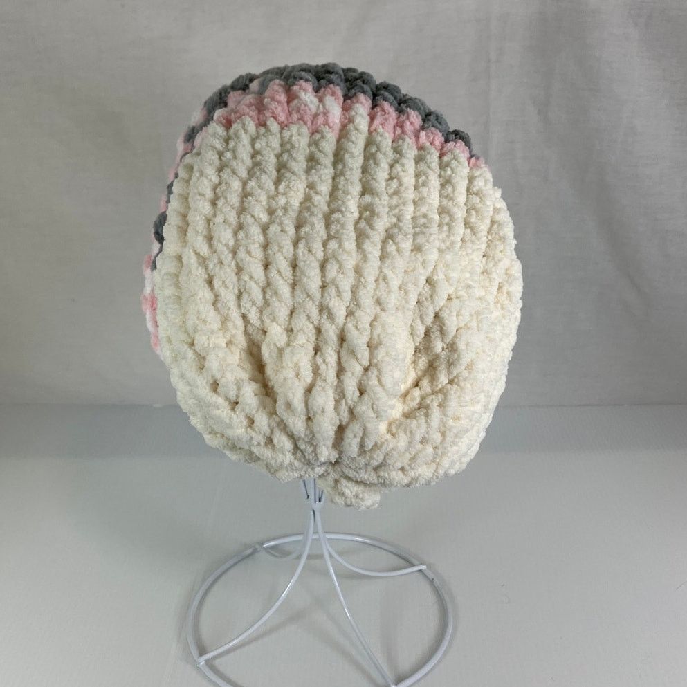 Handmade NWT Handmade Chunky Knitted Kid/Teen Slouchy Beanie Size ONE SIZE - 4 Thumbnail