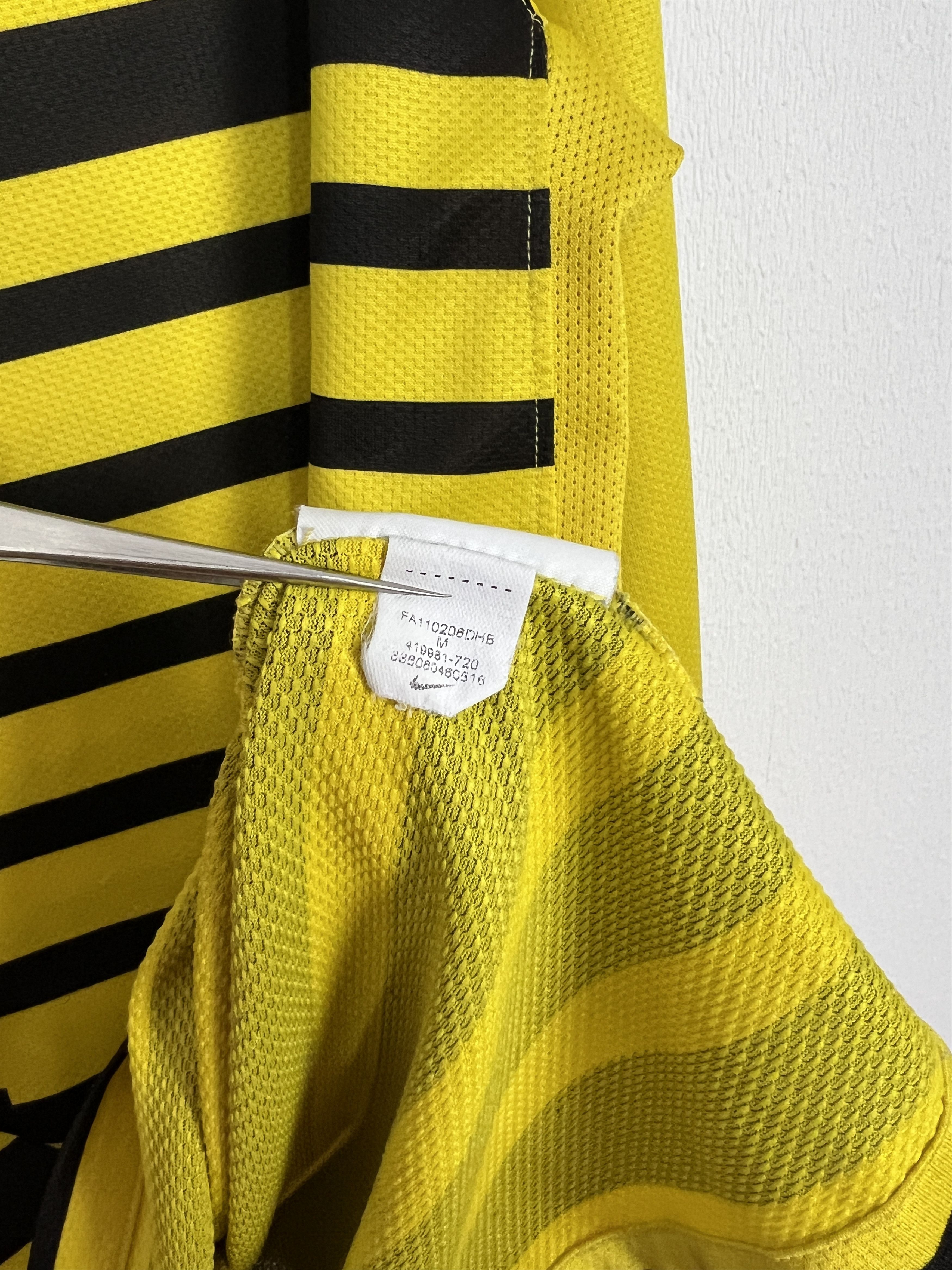 Nike Celtic Third football shirt 2011 Soccer Nike Long Sleeve Size US S / EU 44-46 / 1 - 13 Thumbnail