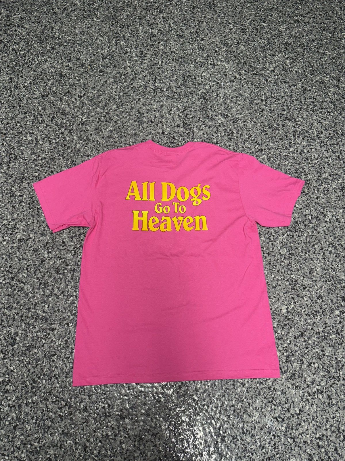 Supreme Supreme All Dogs Go To Heaven Tee Fuchsia Size US M / EU 48-50 / 2 - 2 Thumbnail