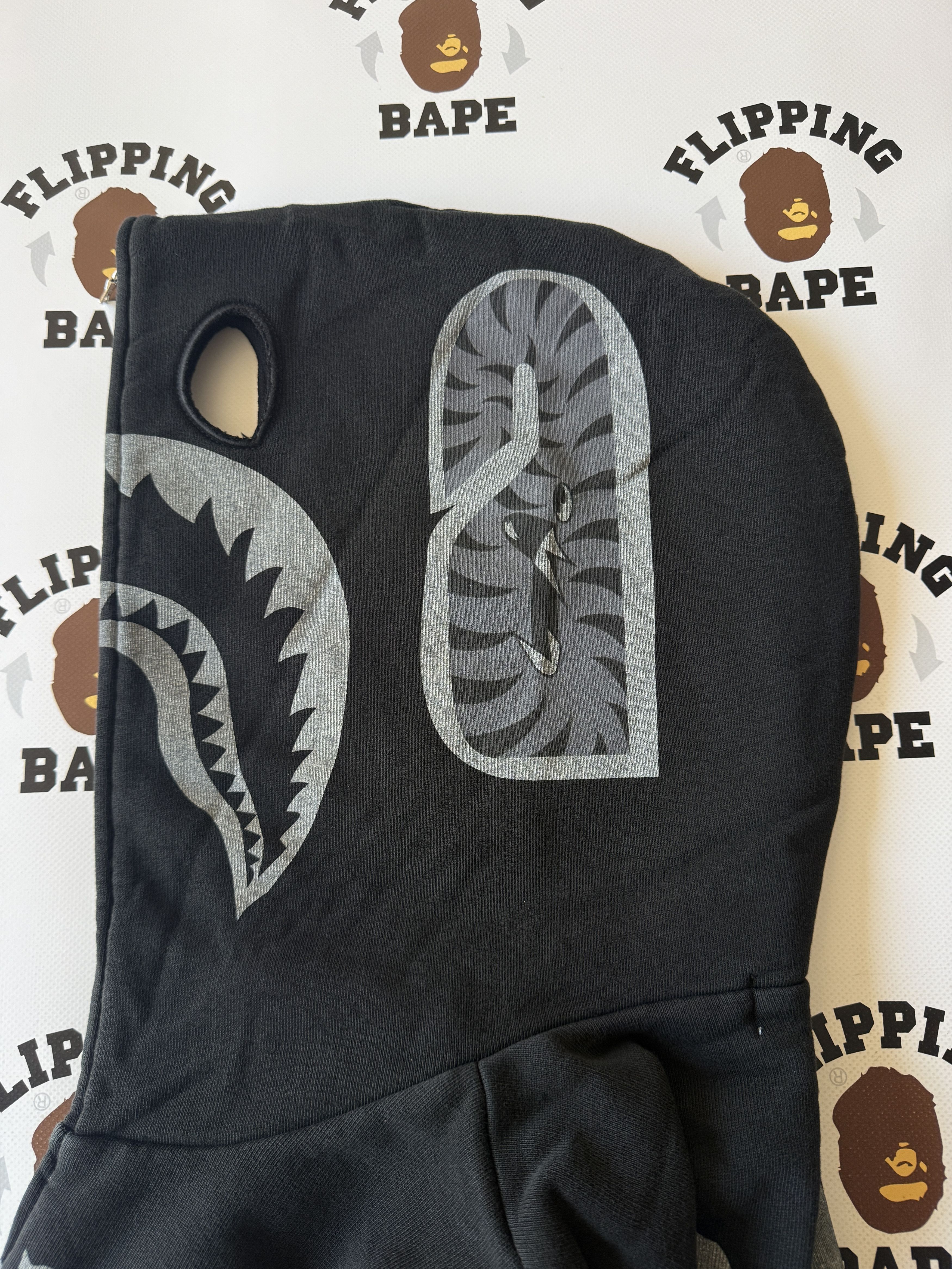 Bape BAPE SKELETON SHARK HEAVY WASHED CROPPED FIT FULL ZIP HOODIE Size US XL / EU 56 / 4 - 6 Thumbnail