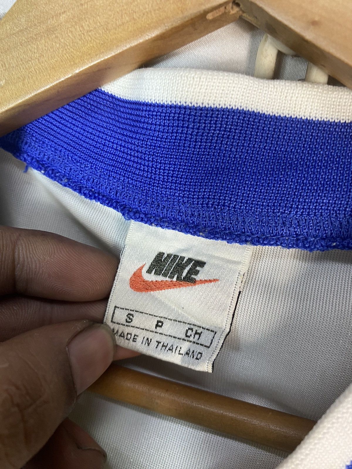 Nike × Vintage Vintage Nike swoosh vneck jersey shirt Size US S / EU 44-46 / 1 - 5 Thumbnail