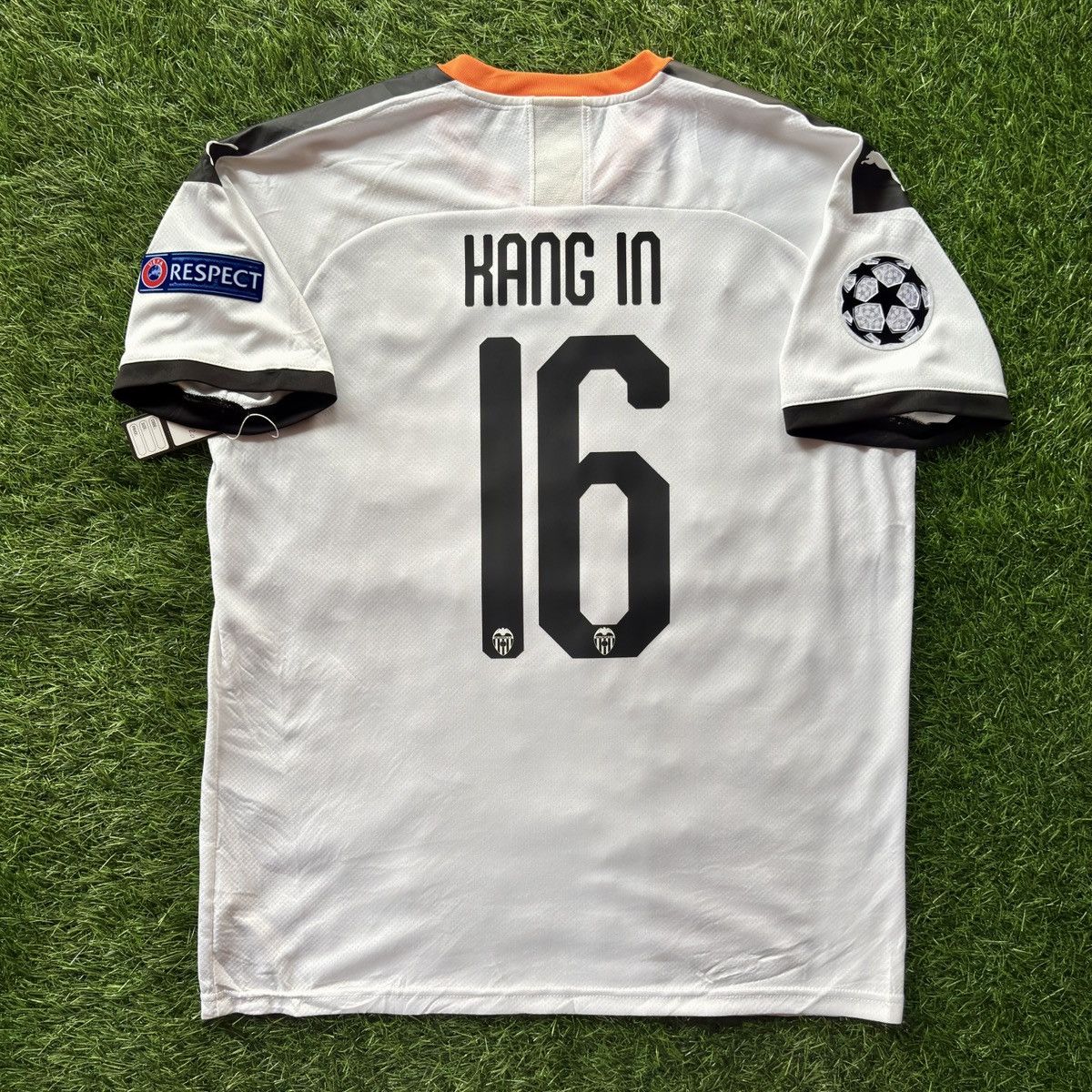 Puma Valencia Home 2019-20 Lee Kang In #16 Soccer Jersey Size US L / EU 52-54 / 3 - 2 Thumbnail