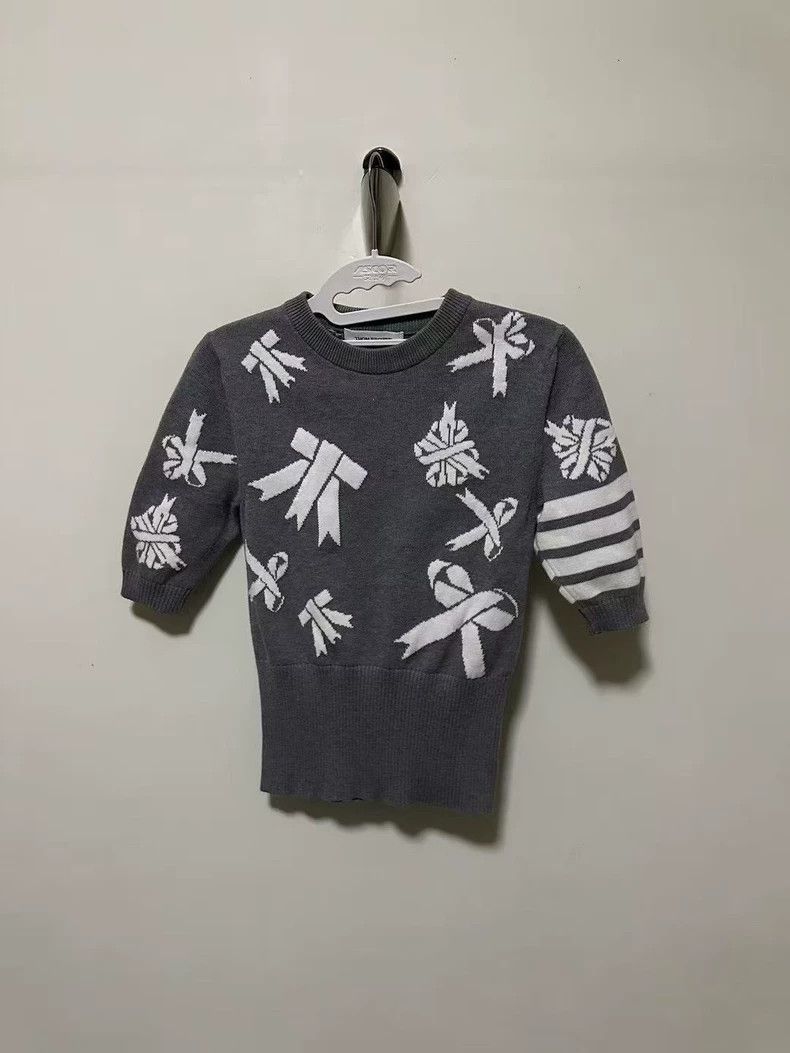 Thom Browne Thom Browne Bow Knit Short Sleeve Sweater - dmc Size US M / EU 48-50 / 2 - 1 Thumbnail
