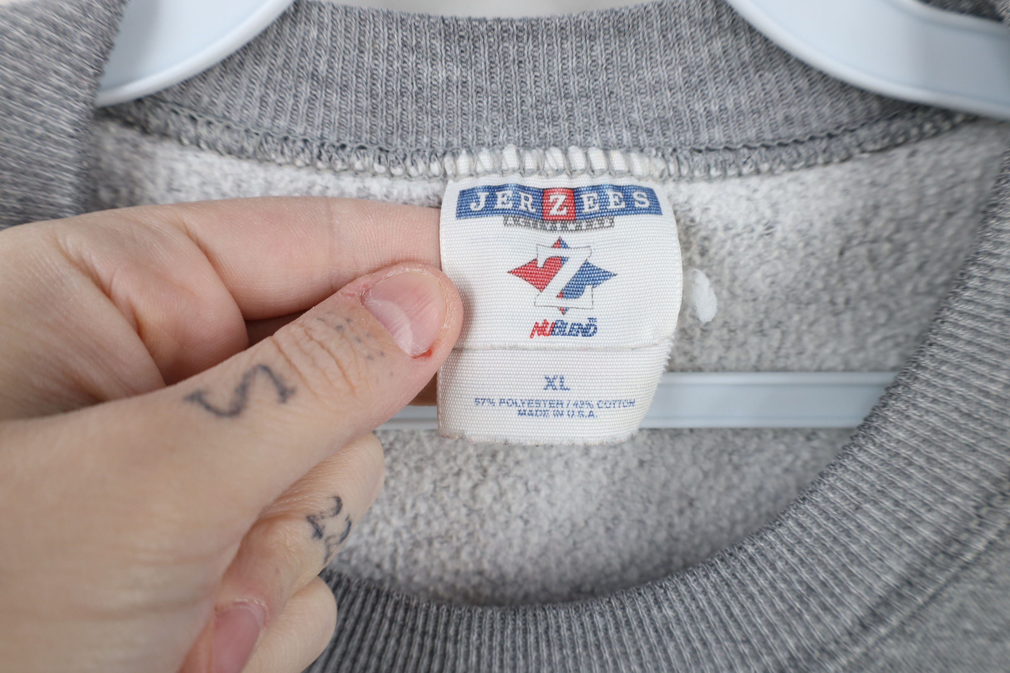 Vintage Vintage 90s Streetwear Crewneck Sweatshirt Heather Gray USA Size US XL / EU 56 / 4 - 6 Thumbnail