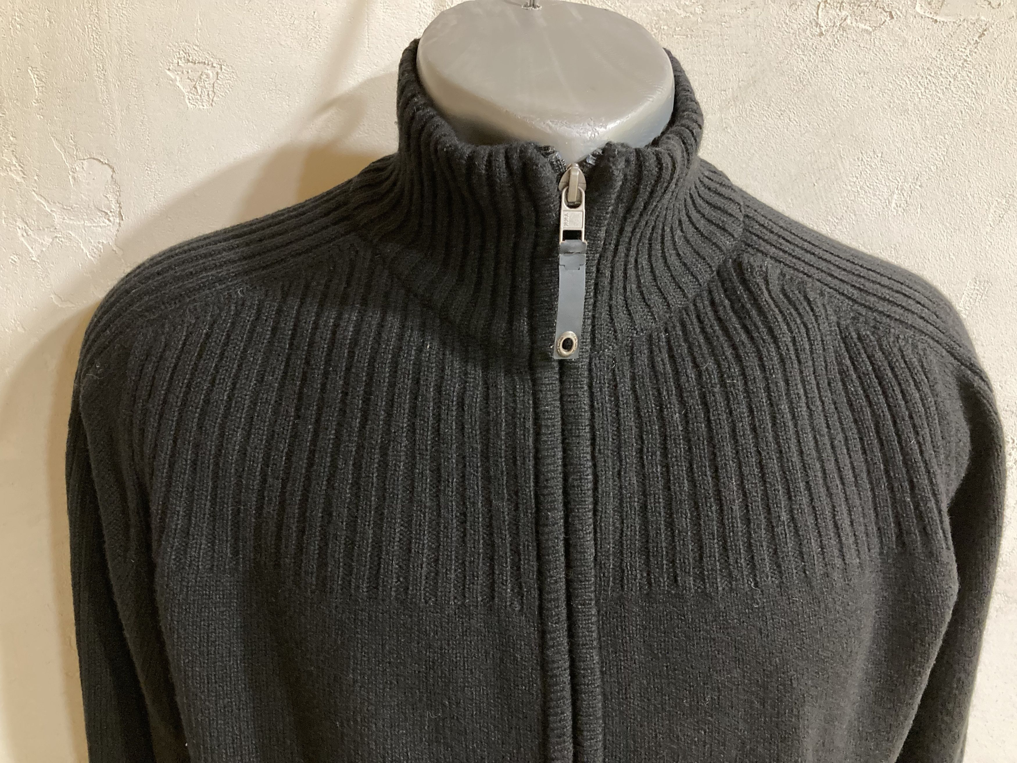 Nike ACG Vintage Nike ACG Full Zip Wool Black Sweater Size US L / EU 52-54 / 3 - 7 Thumbnail