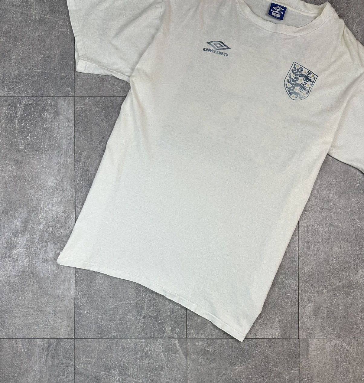 Umbro Umbro England Retro Vintage Cotton Soccer Football T-Shirt Size US XL / EU 56 / 4 - 17 Thumbnail