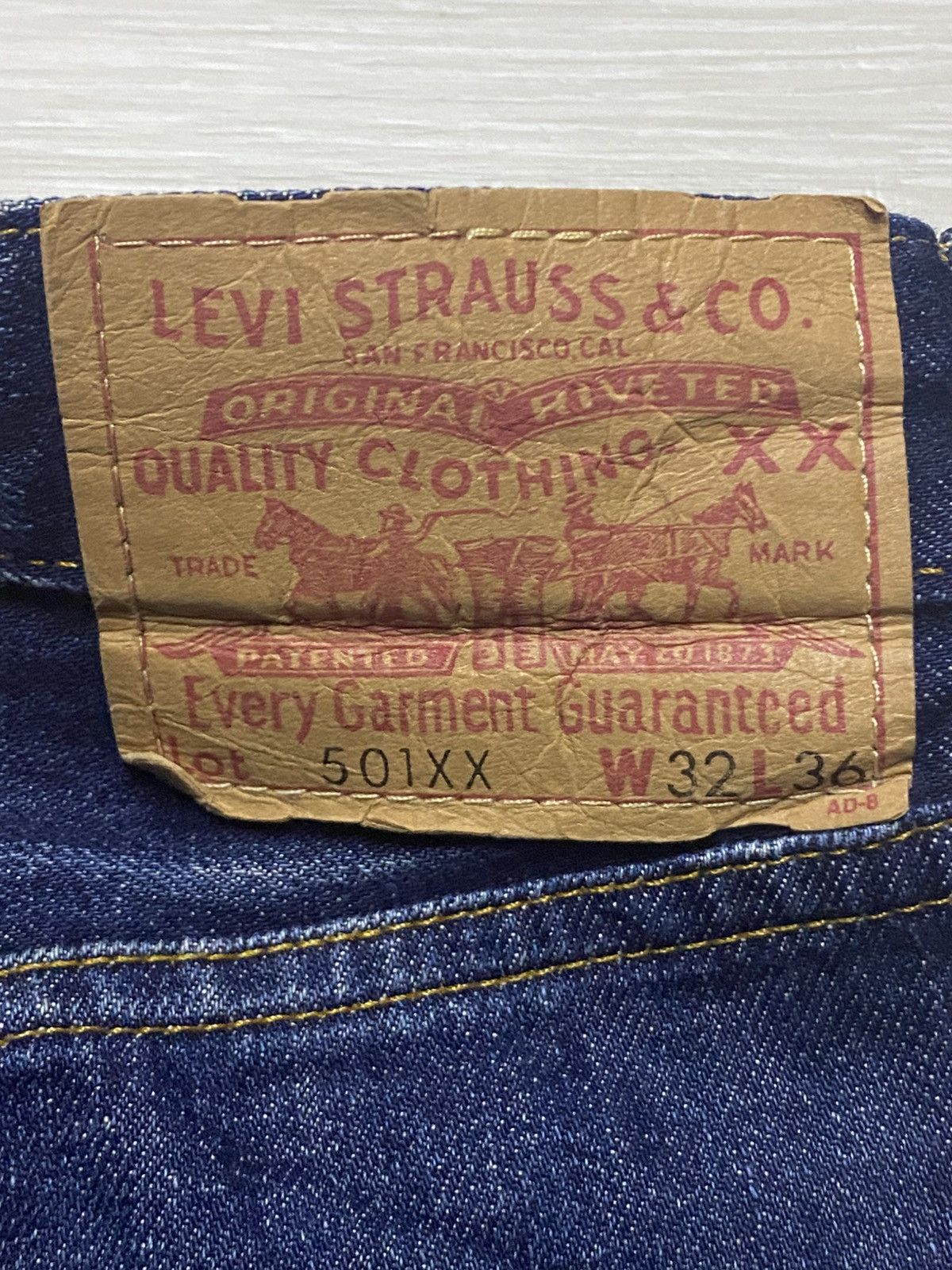Levi's Vintage Clothing LVC 501 xx BigE ButtonFly Twist Leg Selvedge Repair Jeans Size US 32 / EU 48 - 16 Thumbnail