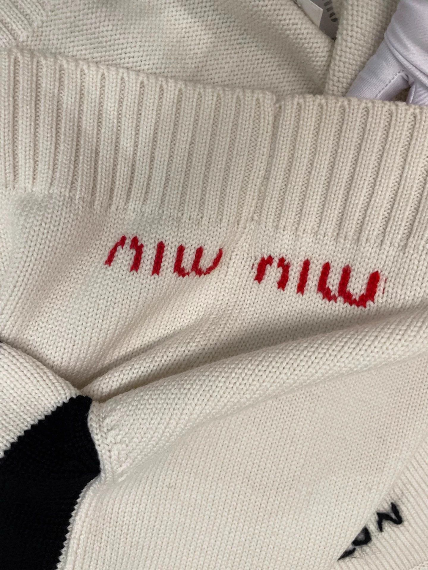 Miu Miu MIU MIU beige wool sweater size 38 Size S / US 4 / IT 40 - 4 Thumbnail