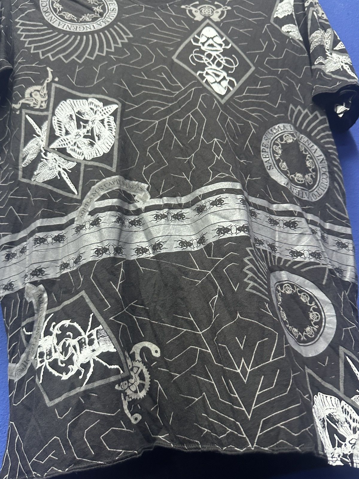 Diesel × Diesel Black Gold × Vintage Rare 🔥 Diesel Black Gold Full Print Punk Tee Size US M / EU 48-50 / 2 - 7 Thumbnail