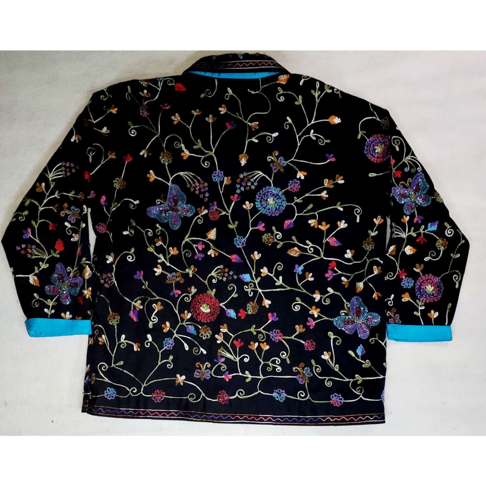 Quacker Factory VINTAGE Quacker Factory Women's 1X Beaded Butterfly Flower Embroidered Shirt Size XL / US 12-14 / IT 48-50 - 6 Thumbnail