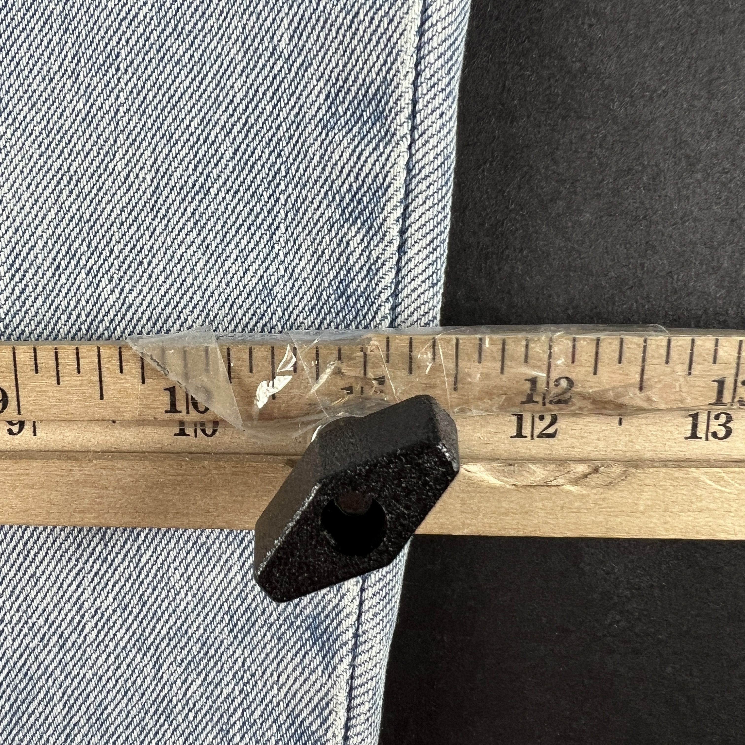Levi's × Vintage Y2K Levi's Jeans 560 Loose Tapered Light Blue Faded Denim Size US 35 - 20 Thumbnail