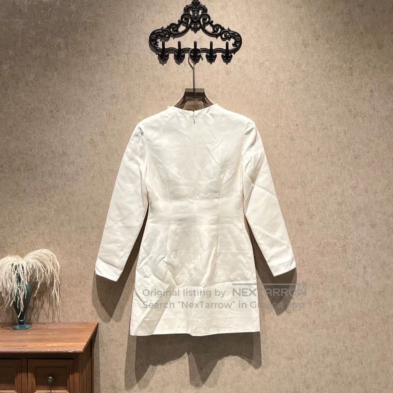Valentino Valentino Beige beaded floral long-sleeved dress Size XS / US 0-2 / IT 36-38 - 2 Thumbnail