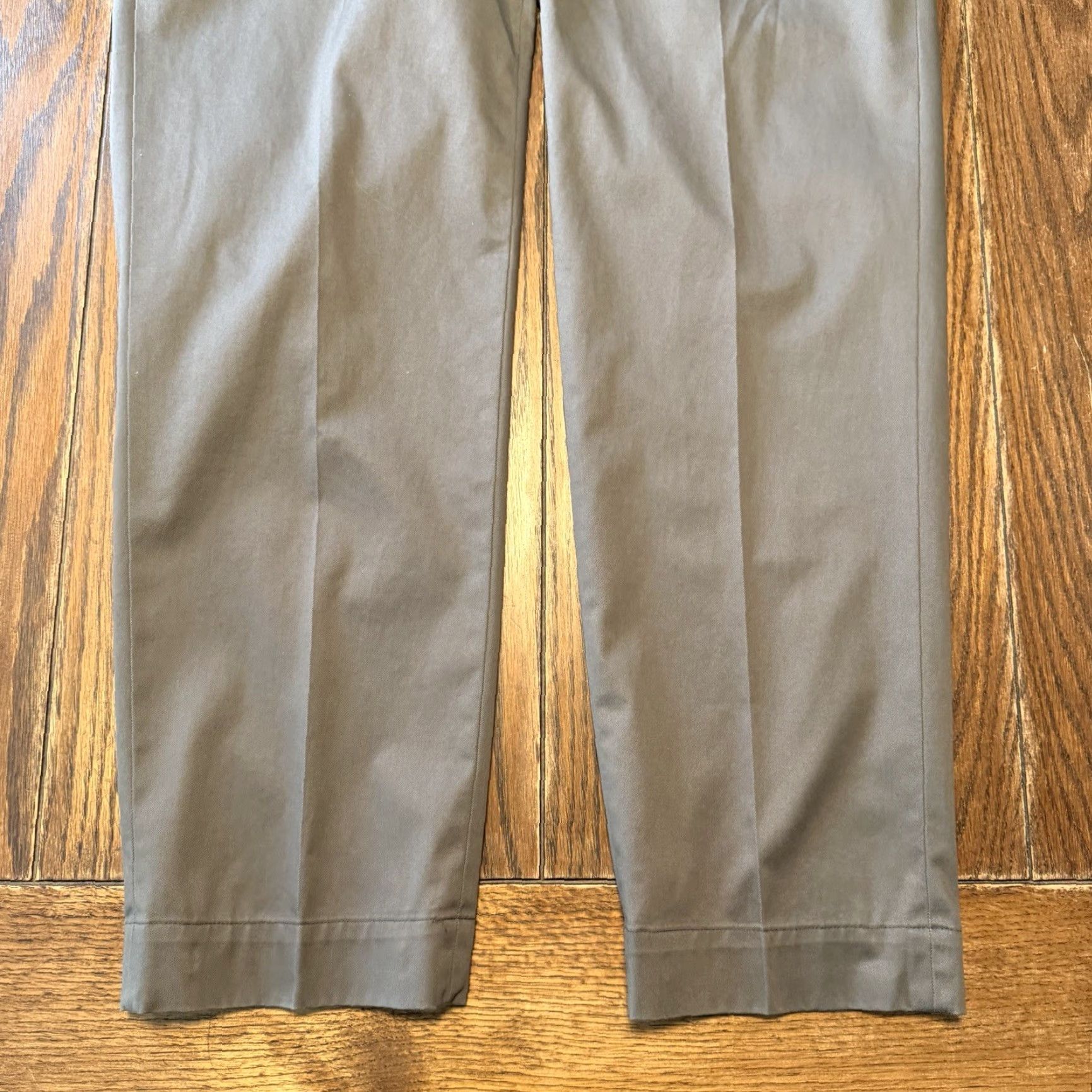 Brooks Brothers Brooks Brothers Pants Men’s 38x30 Gray Lightweight Advantage Chino Trousers Size US 38 / EU 54 - 2 Thumbnail