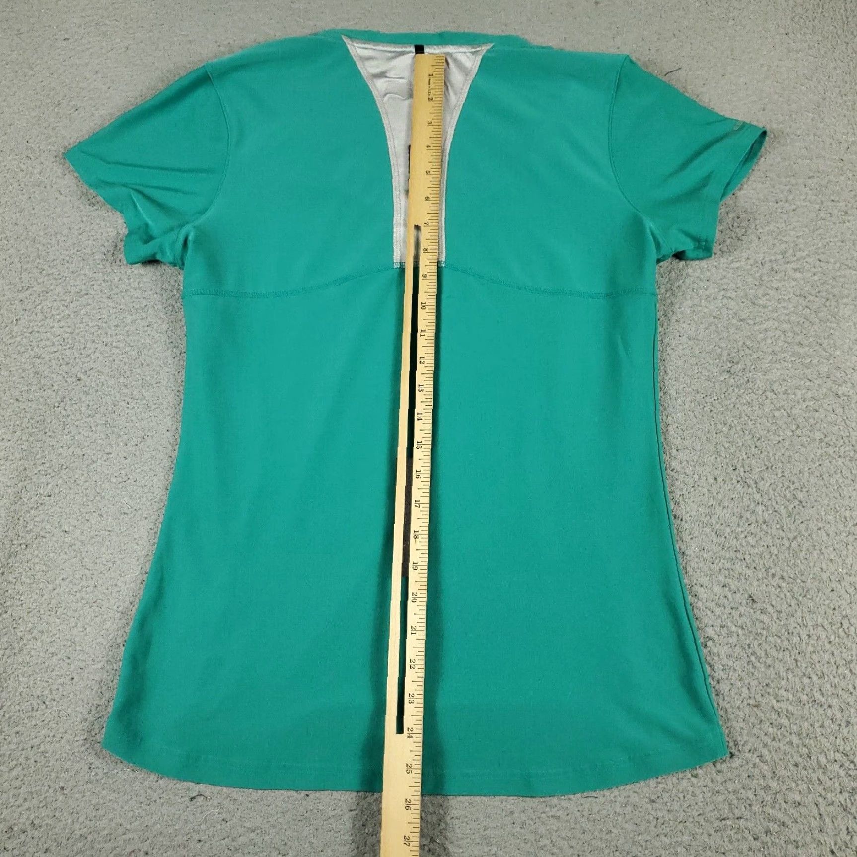 Under Armour Under Armour T Shirt Womens Size Medium Green Casual Short Sleeve * Size M / US 6-8 / IT 42-44 - 4 Thumbnail