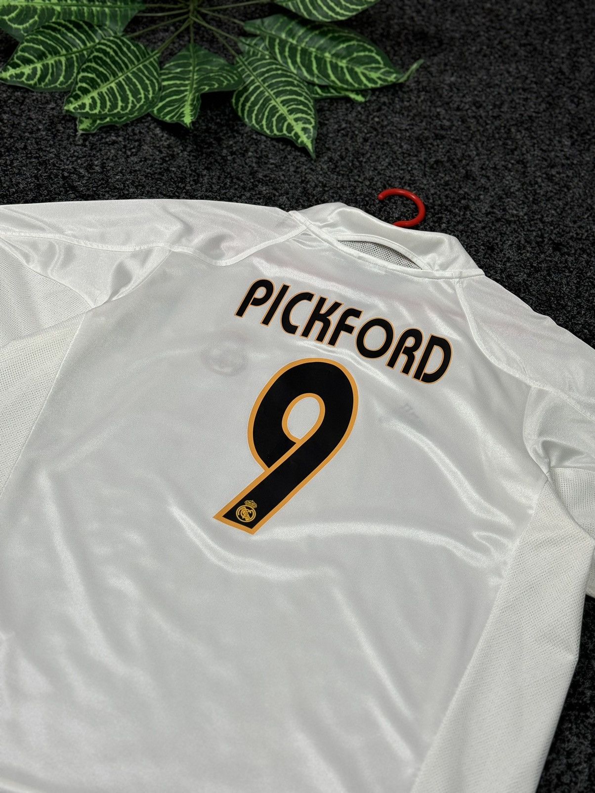 ADIDAS REAL MADRID SOCCER JERSEY VINTAGE 2004 #9 PICKFORD
