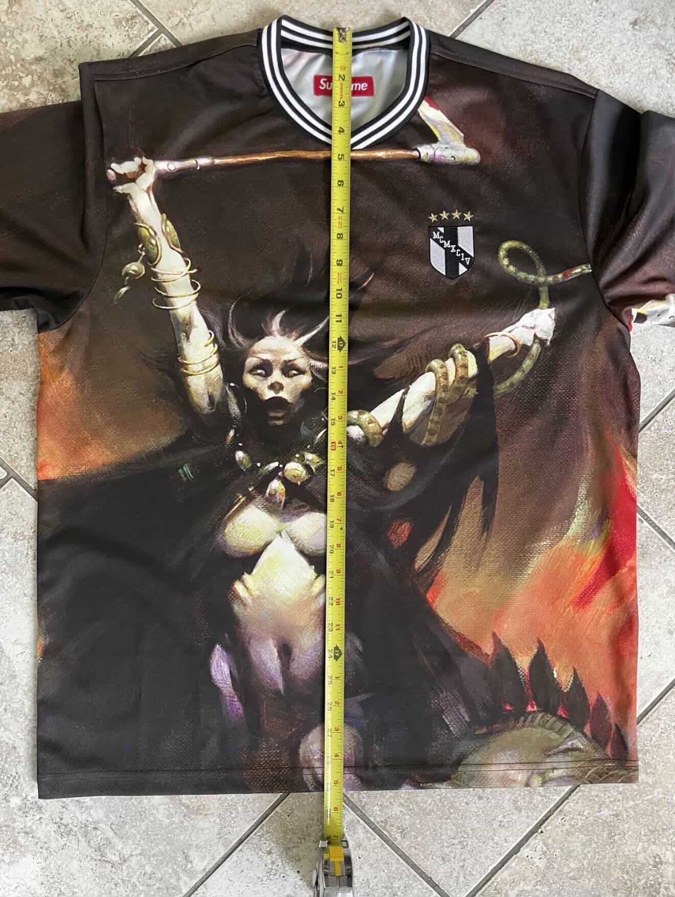 Supreme Frank Frazetta Soccer Jersey Size US M / EU 48-50 / 2 - 6 Thumbnail