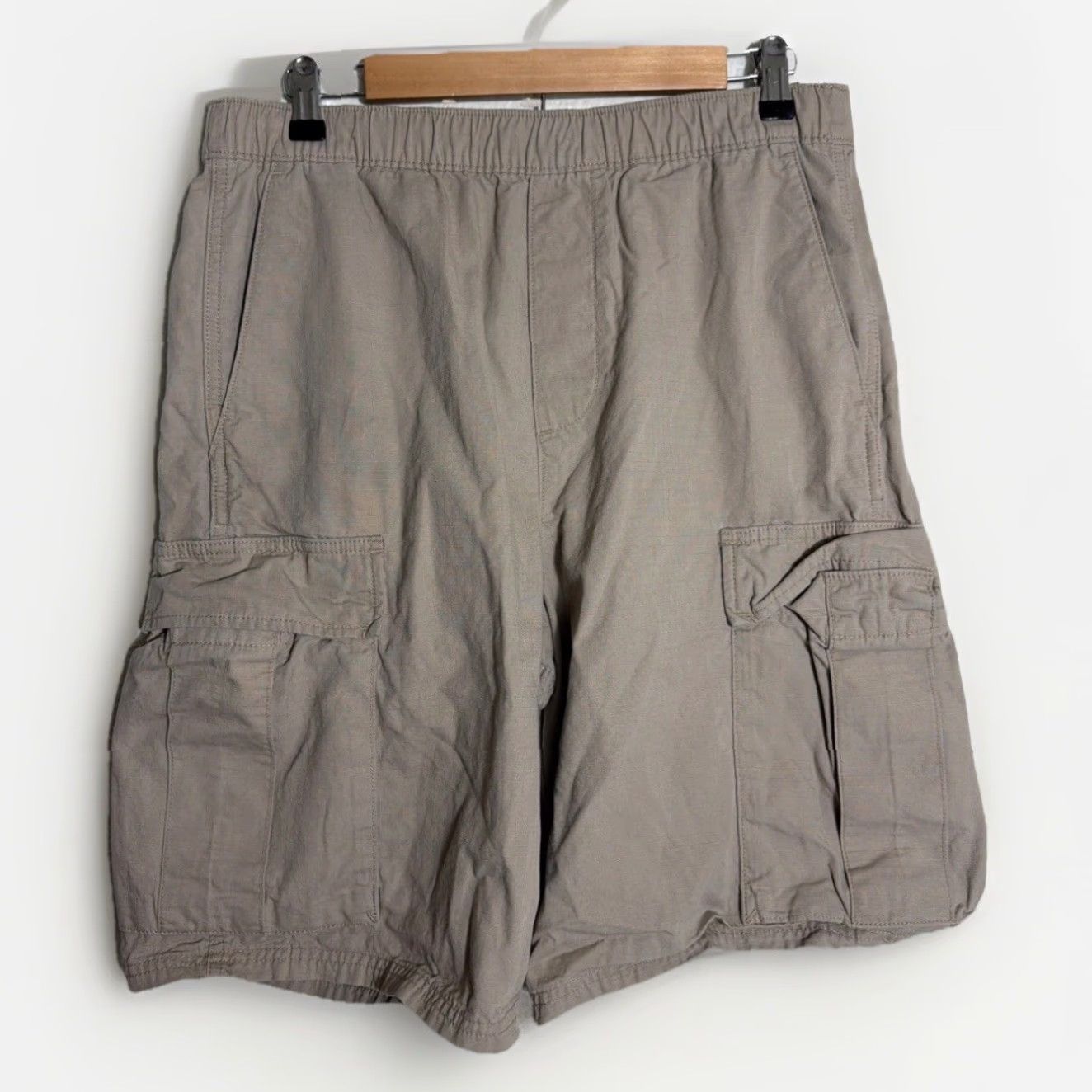 Gap VINTAGE? Gap Ripstop Cargo Shorts Beige Mens M 30x10 Drawstring Regular Beige Cargo shorts Gap Mens M 30x10 Drawstring Ripstop washed khaki Size US 31 - 2 Thumbnail