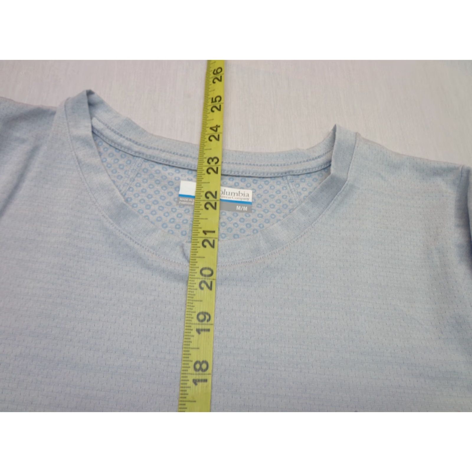 Vintage Columbia Shirt Women M Gray Polyester Logo Crew Neck Short Sleeve T-Shirt All Seasons Casual Regular Fabric Charcoal Logo Most Common Keywords Size M / US 6-8 / IT 42-44 - 7 Thumbnail