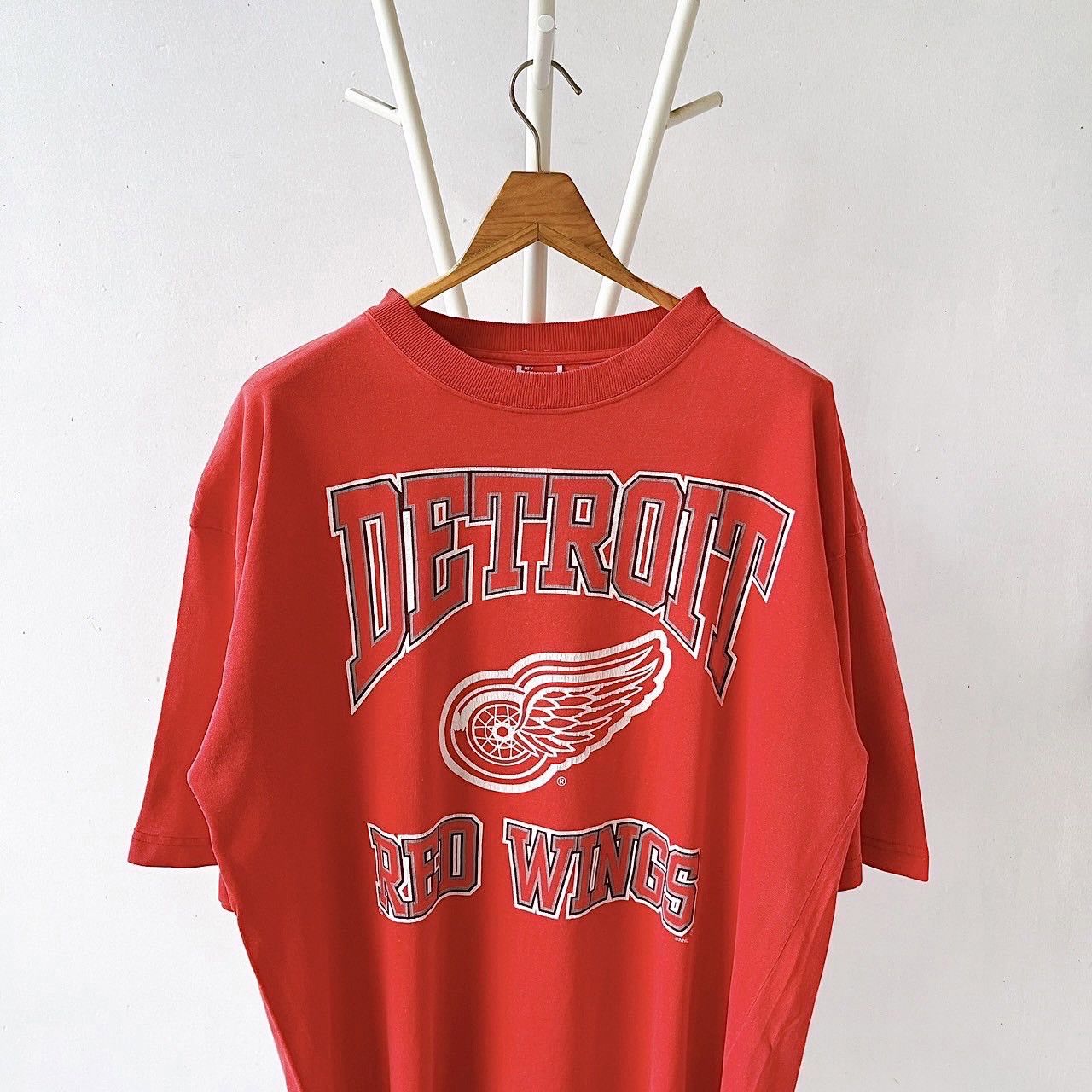 Vintage 90s Detroit Red Wings NHL t-shirt/ XL Size US XL / EU 56 / 4 - 3 Thumbnail