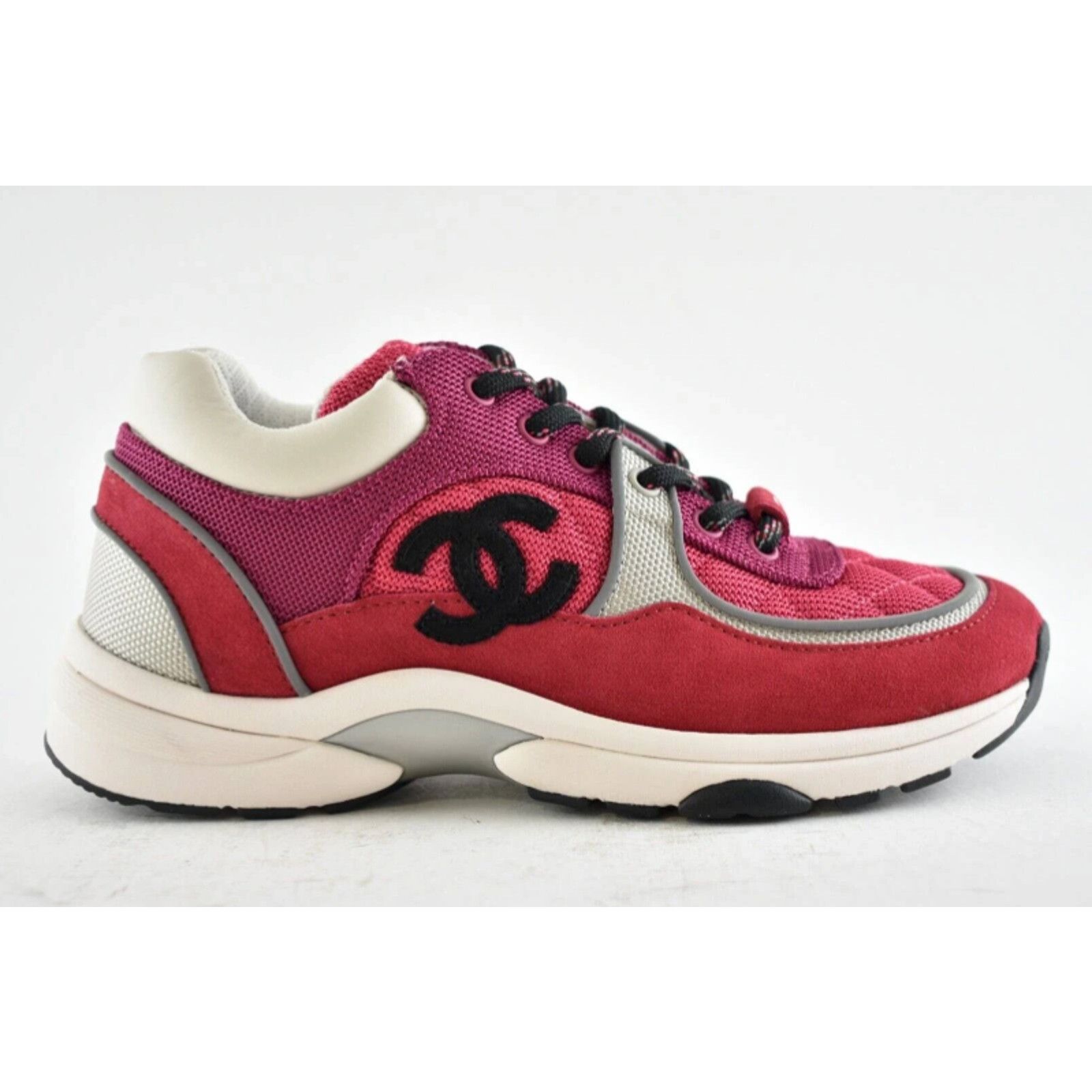 Chanel 21B Silver CC Logo Tie Flat Runner Trainer Sneaker 39 Size US 9 / IT 39 - 1 Thumbnail