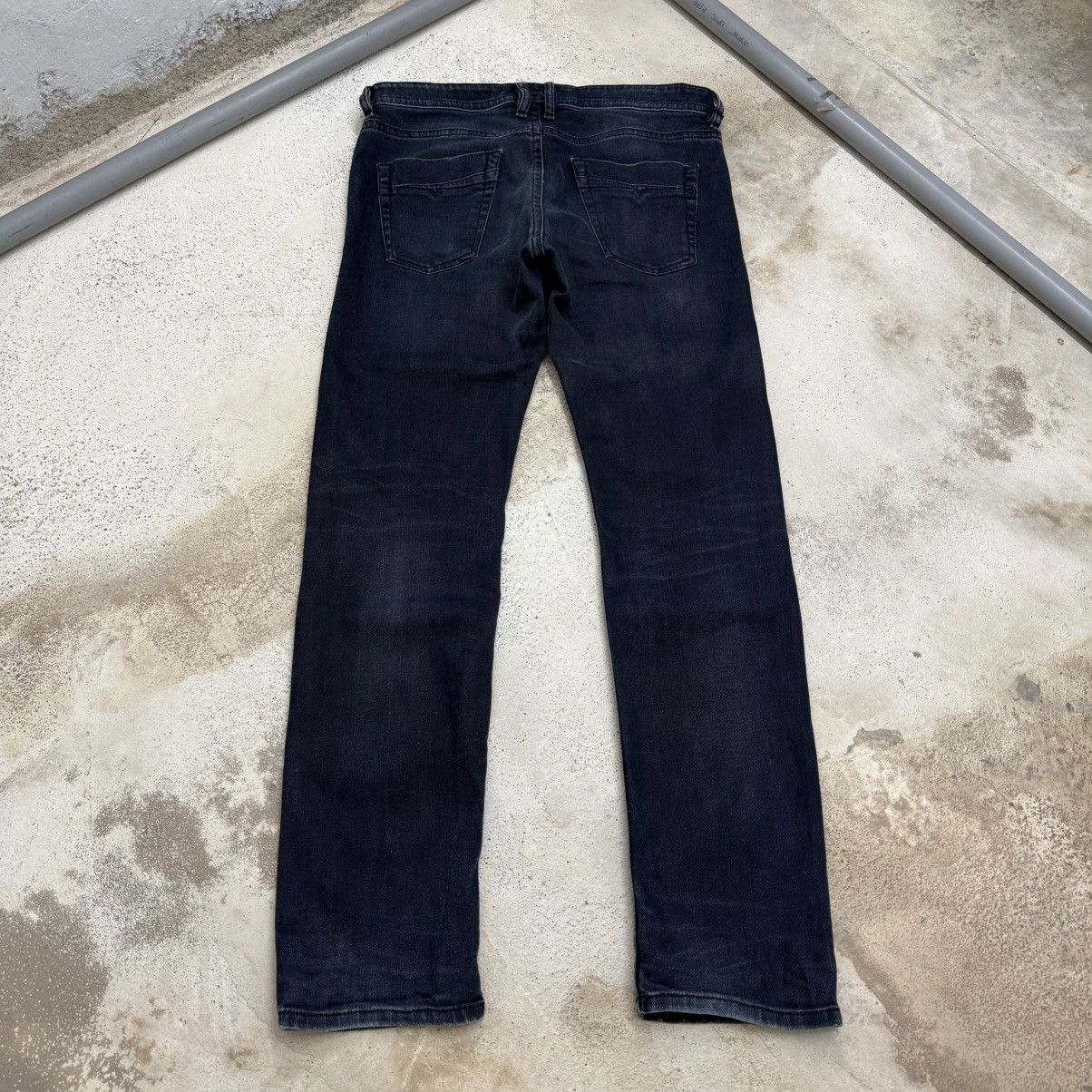 Diesel Diesel Akee Whisker Buttonfly Distressed Royal Indigo Denim Size US 34 / EU 50 - 2 Thumbnail