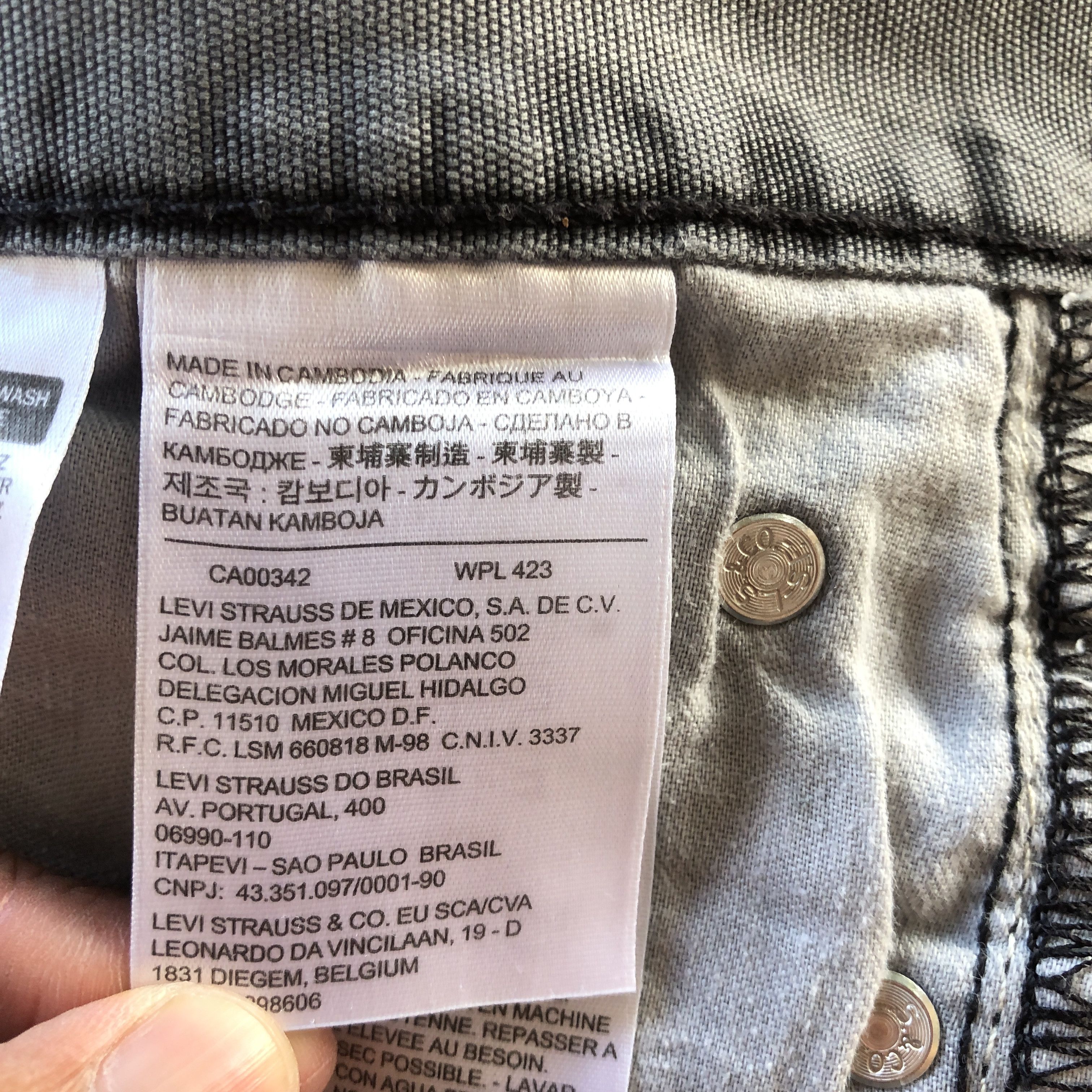 Levi's Vintage Levis 514 Distressed Jeans Levi's Faded Black Denim Size US 30 / EU 46 - 10 Thumbnail