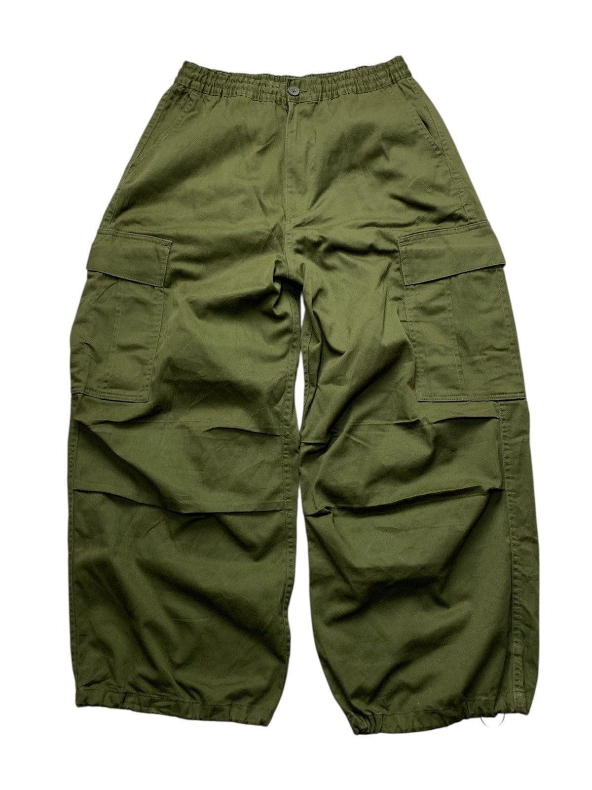 Japanese Brand 🐍 SOLD OUT 🐍 GU Twill Superwide Cargo Balloon Pants Size US 32 / EU 48 - 1 Thumbnail