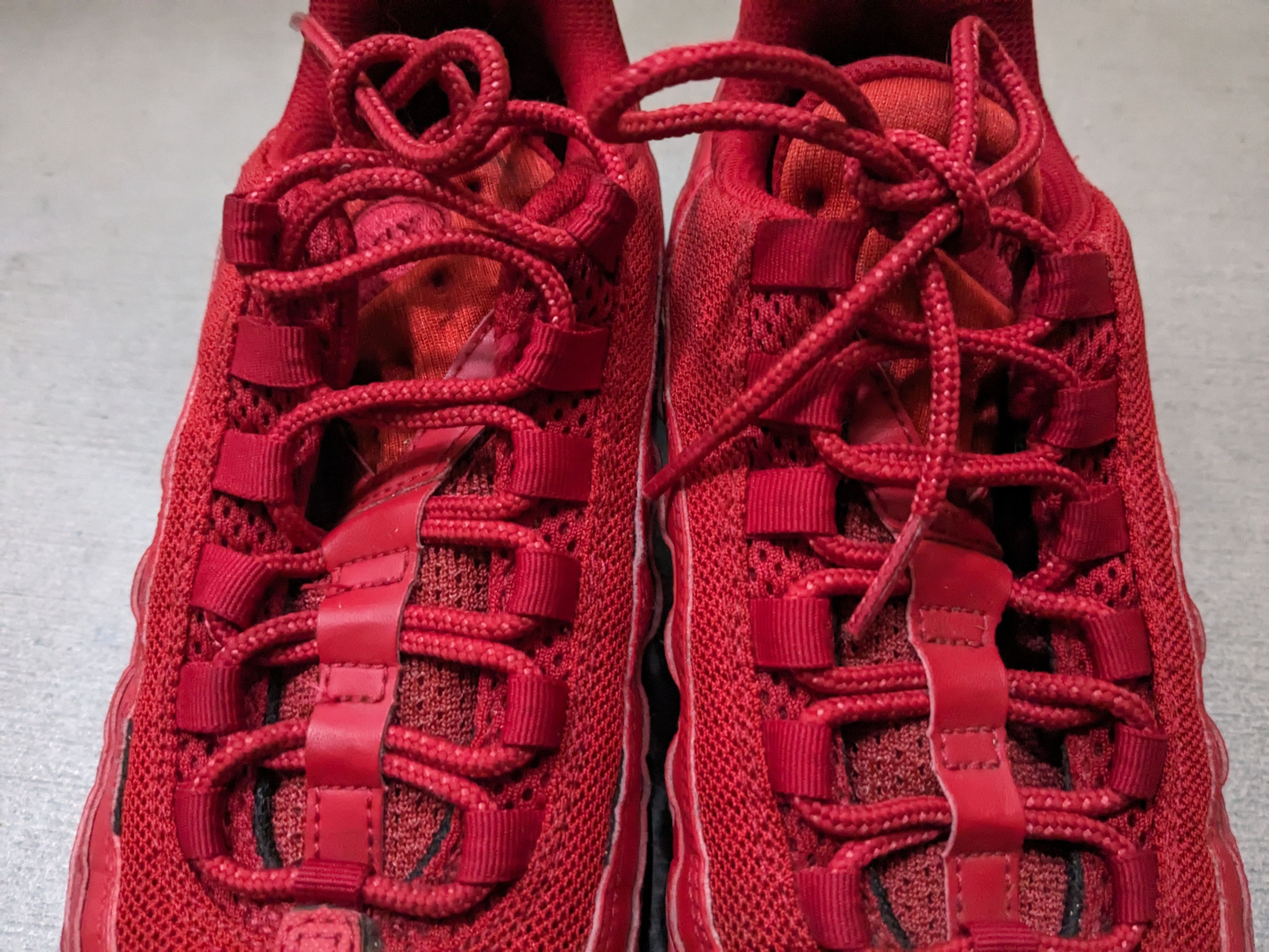 Nike Nike Air Max 95 Triple Red Size 8 CQ9969-600 2019 Size US 8 / EU 41 - 4 Thumbnail