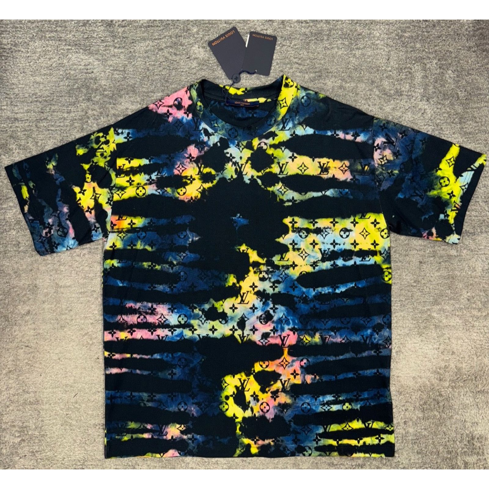 Louis Vuitton Louis Vuitton Monogram Tee Short Sleeve T-Shirt Large L Size US L / EU 52-54 / 3 - 4 Thumbnail